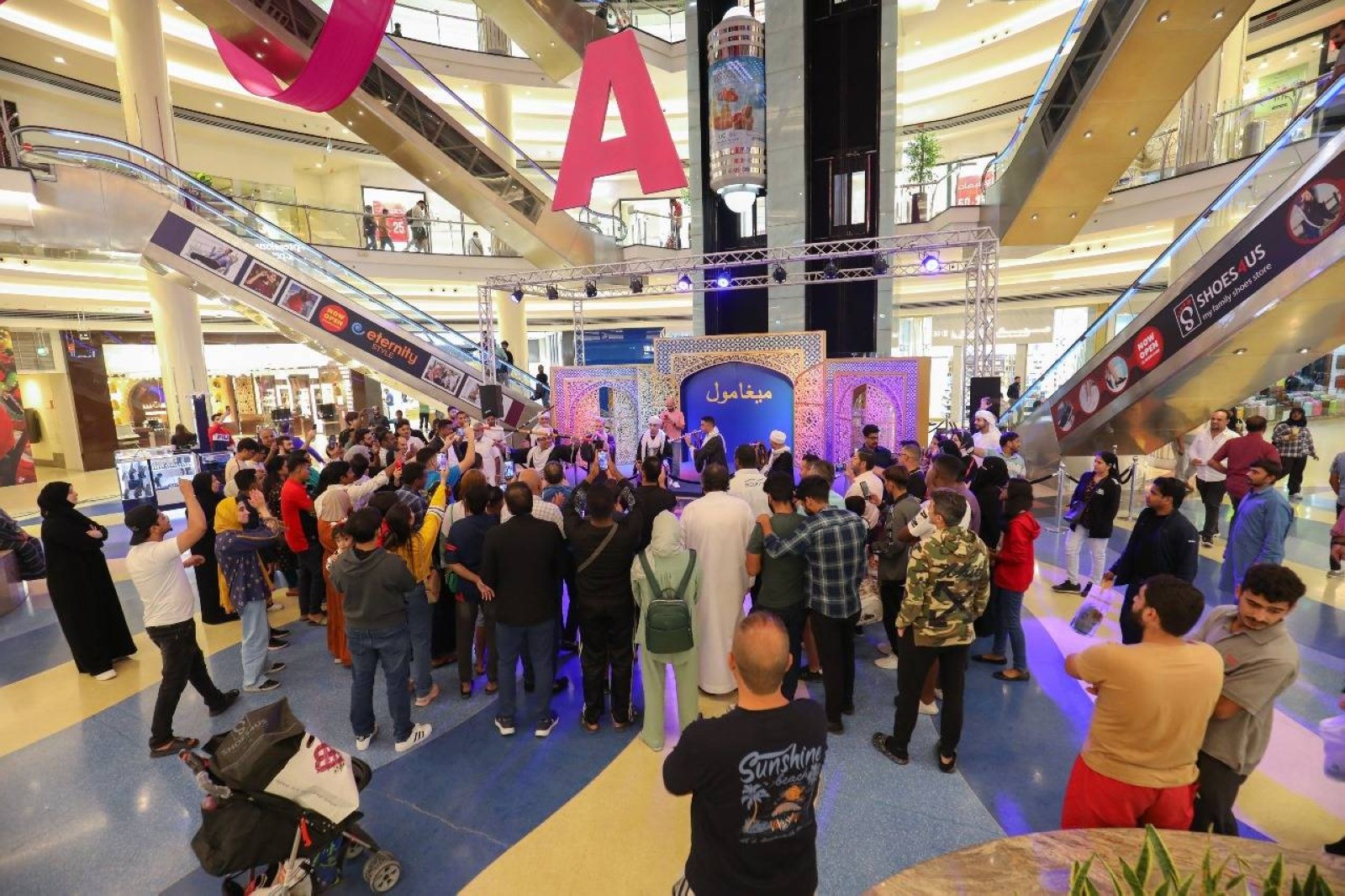 Sharjah Shopping Promotions begins with huge discounts