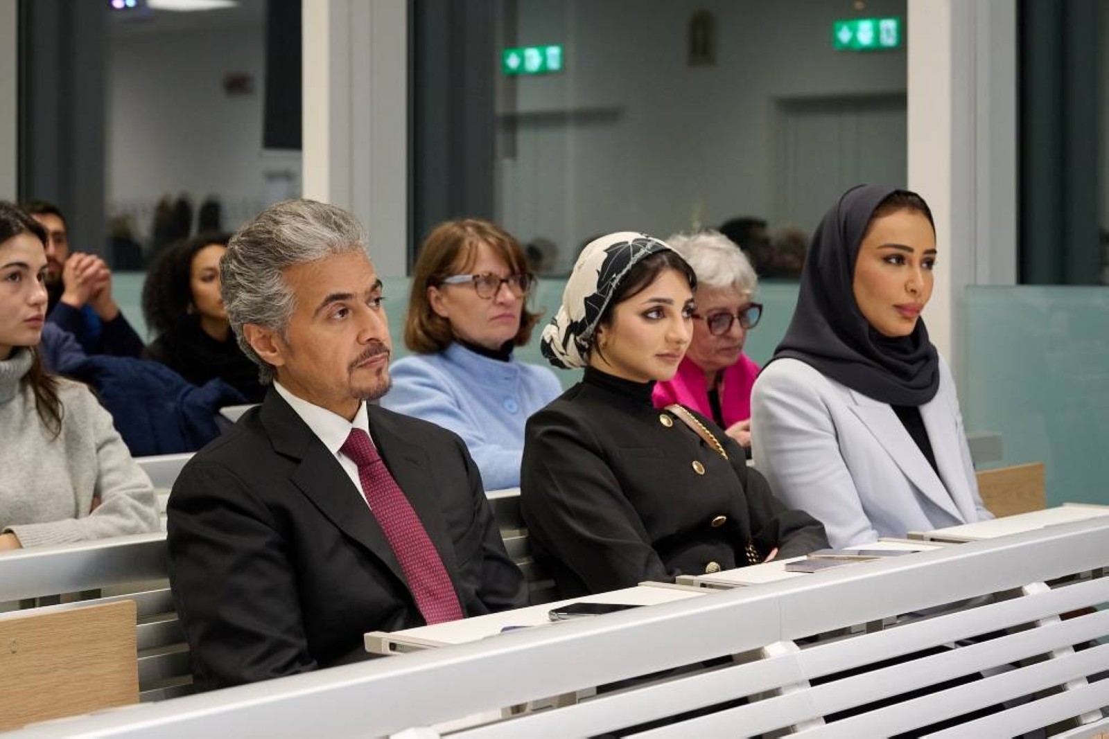 Italian students in Milan master Arabic calligraphy