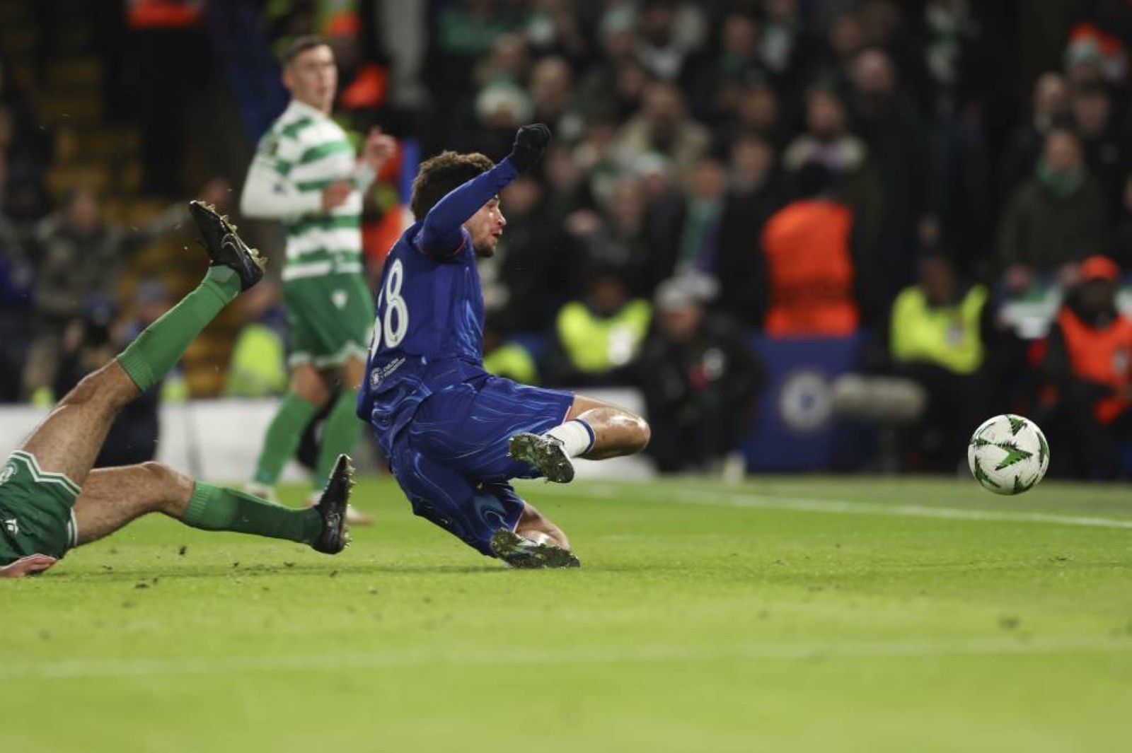 Guiu hat-trick helps Chelsea rout Rovers 5-1 at Conference League