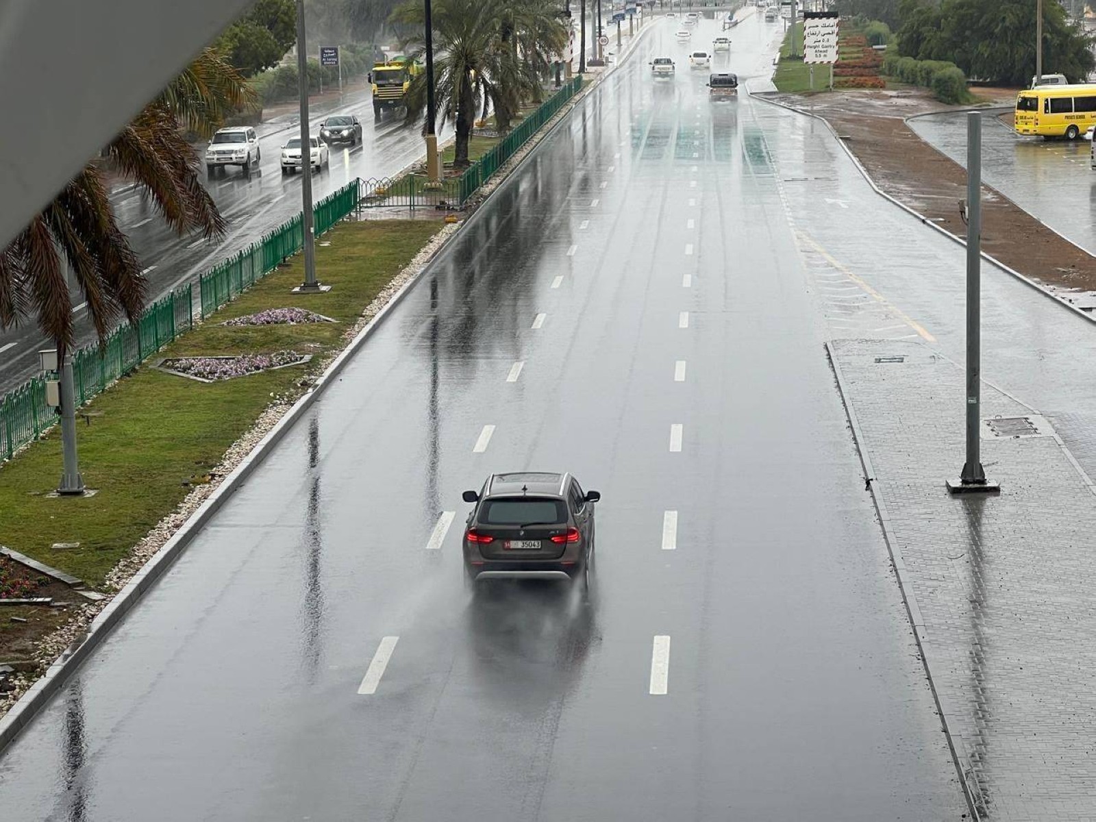 Rain lashes parts of UAE; lowest temperature 5.6˚C recorded in Al Ain