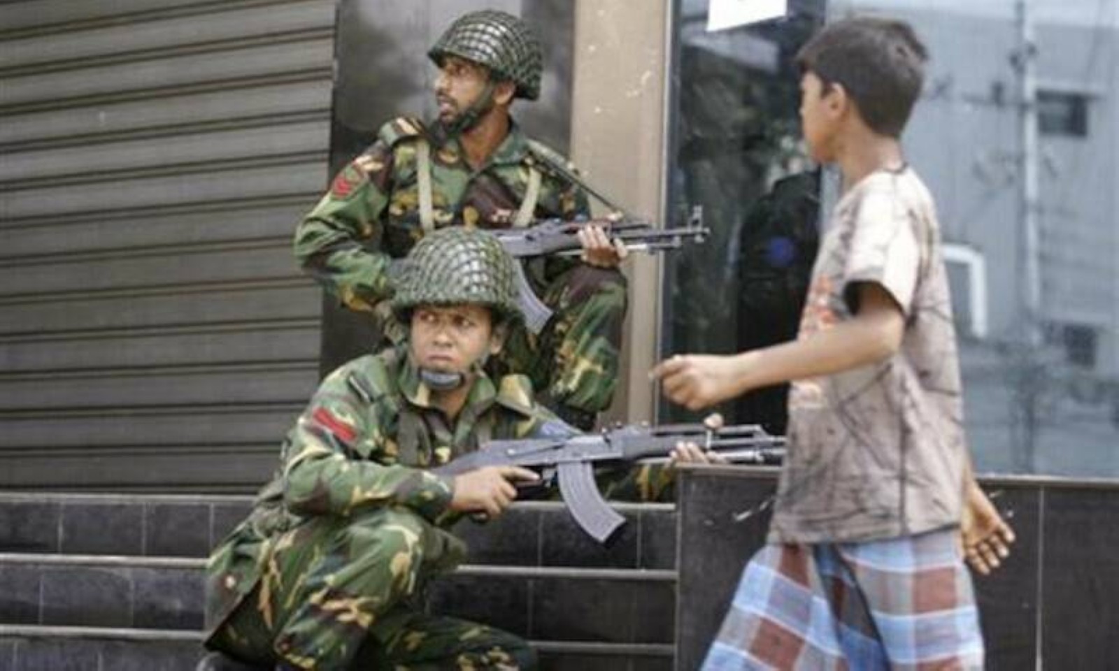 Bangladesh to investigate failed 2009 army mutiny massacre