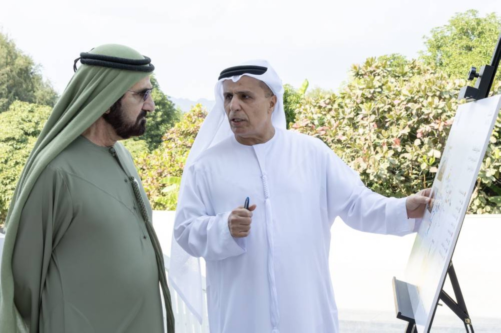 Mohammed Bin Rashid reviews progress of Dhs3.6b Hatta development projects