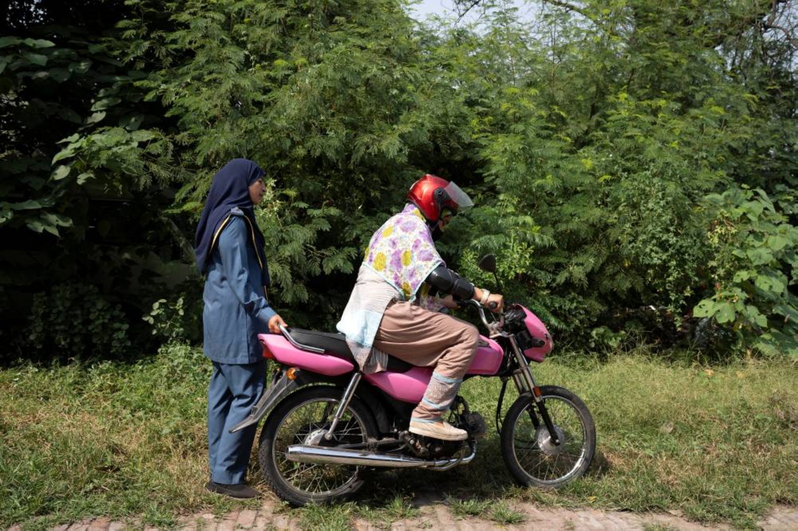WOW! Riding motorcycles empowers Pakistani women