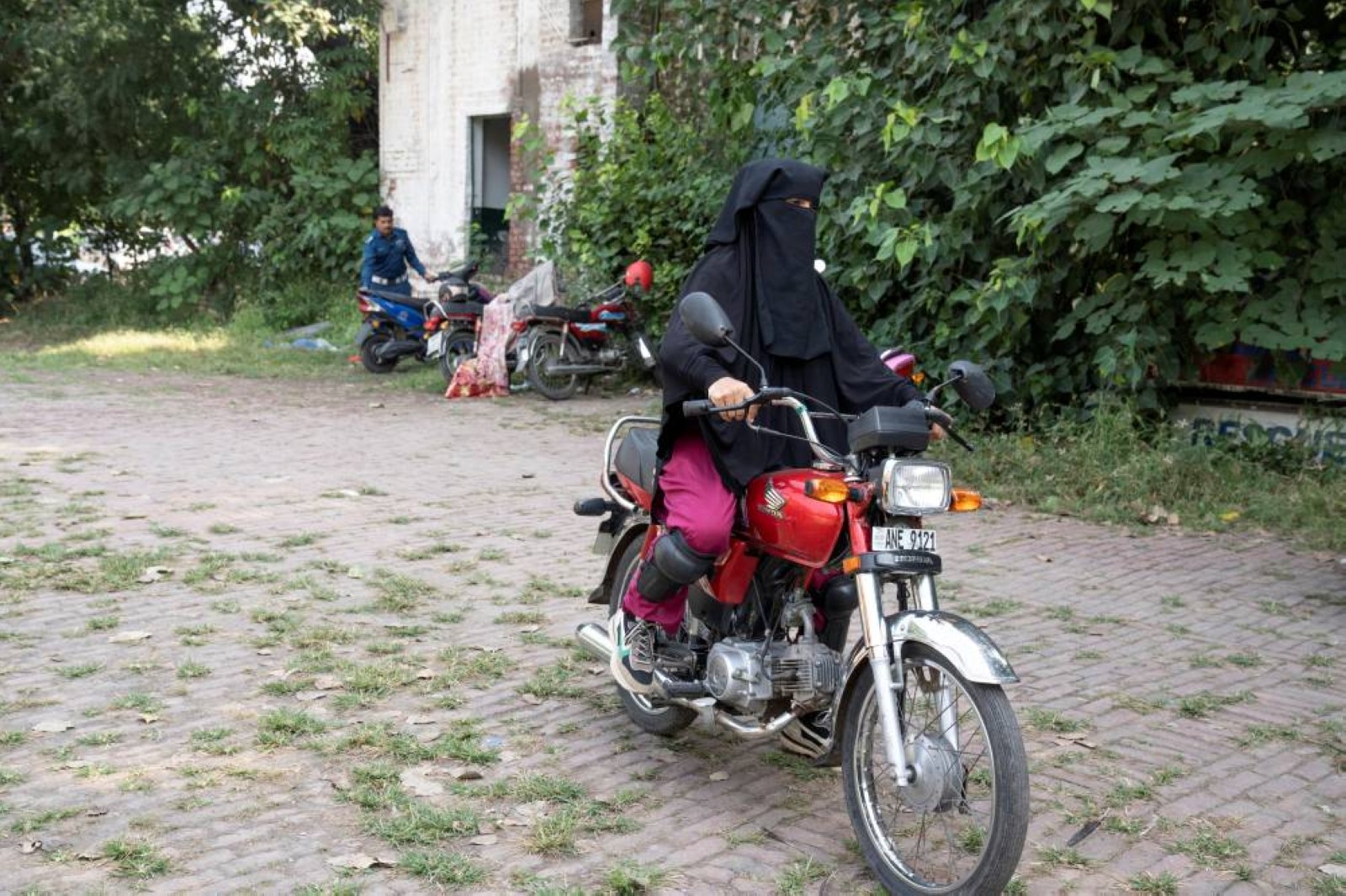 WOW! Riding motorcycles empowers Pakistani women