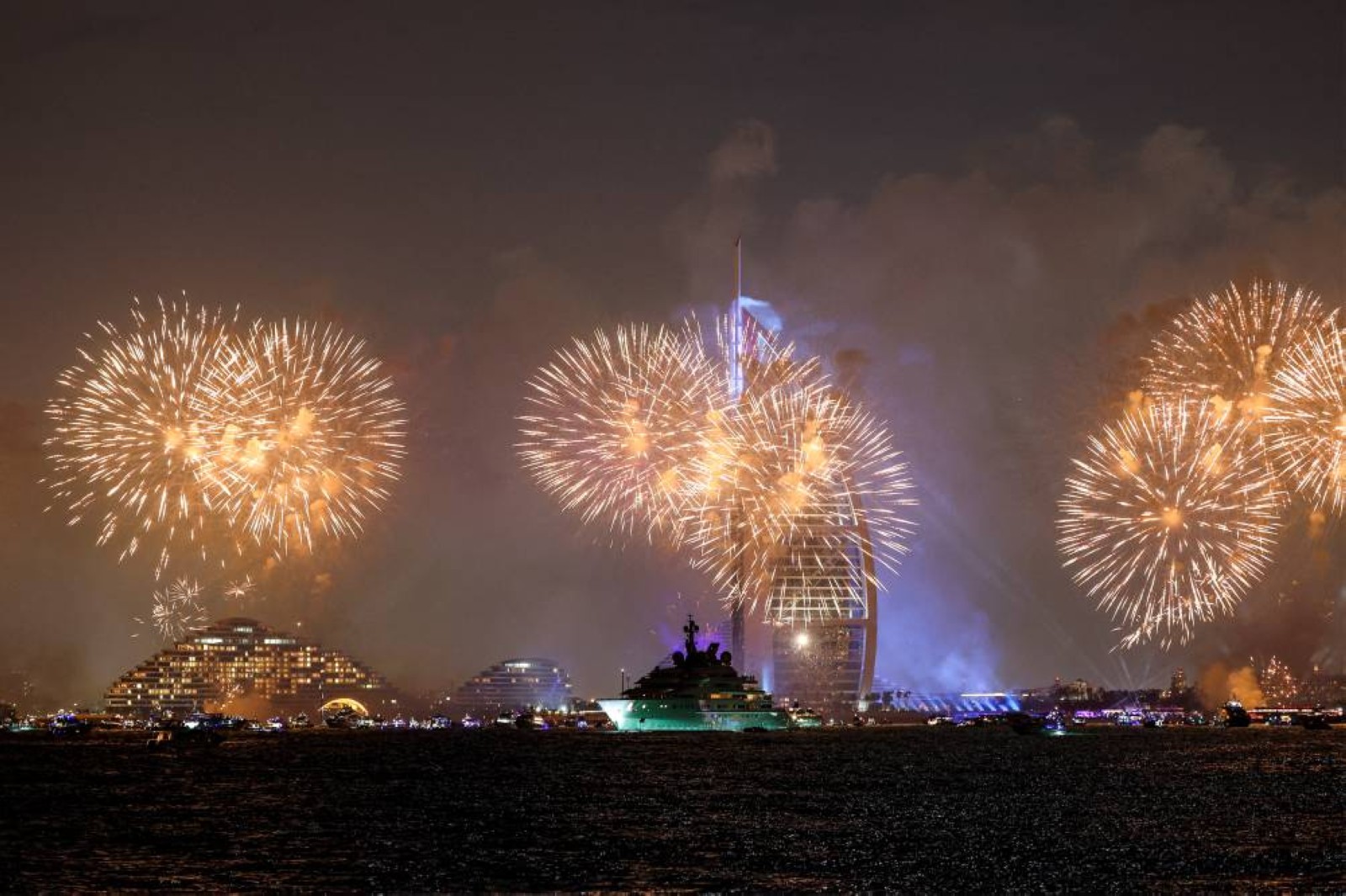 Dubai issues traffic measures and public guidance for New Year’s celebrations
