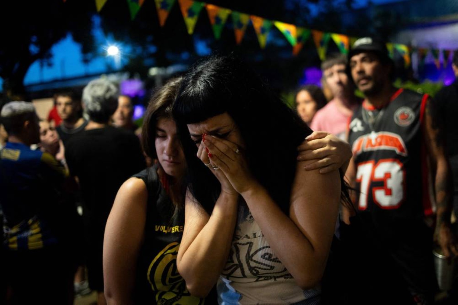 Queens mass shooting leaves 13 teens wounded outside Yew York City event space