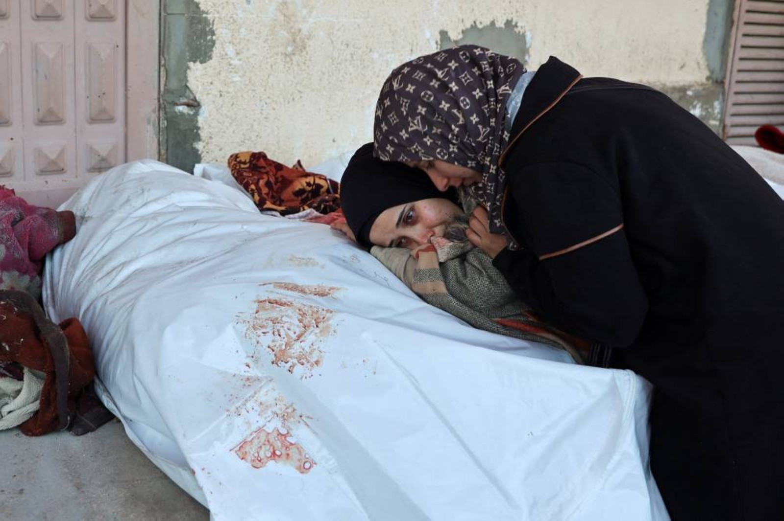 UN warns of shelter needs in Gaza after hypothermia deaths