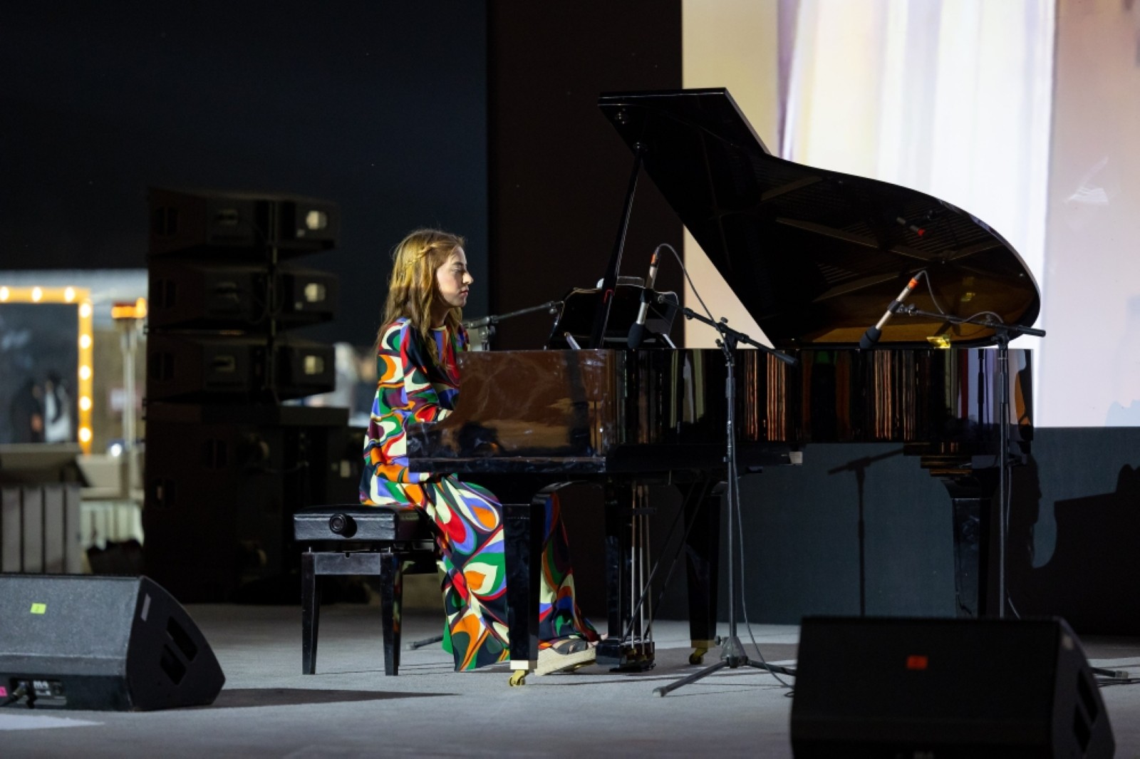 Dubai Art Season 2025 features innovative creative experiences