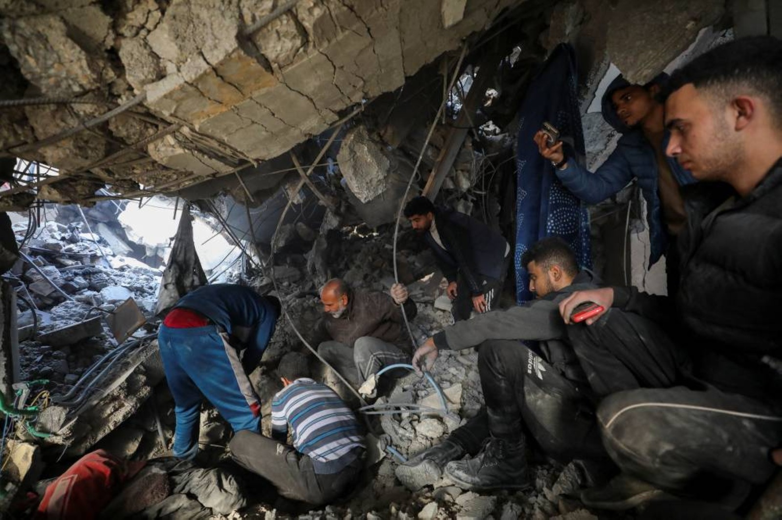 Hamas, Israel wrangle over talks as Israeli strikes in Gaza intensify