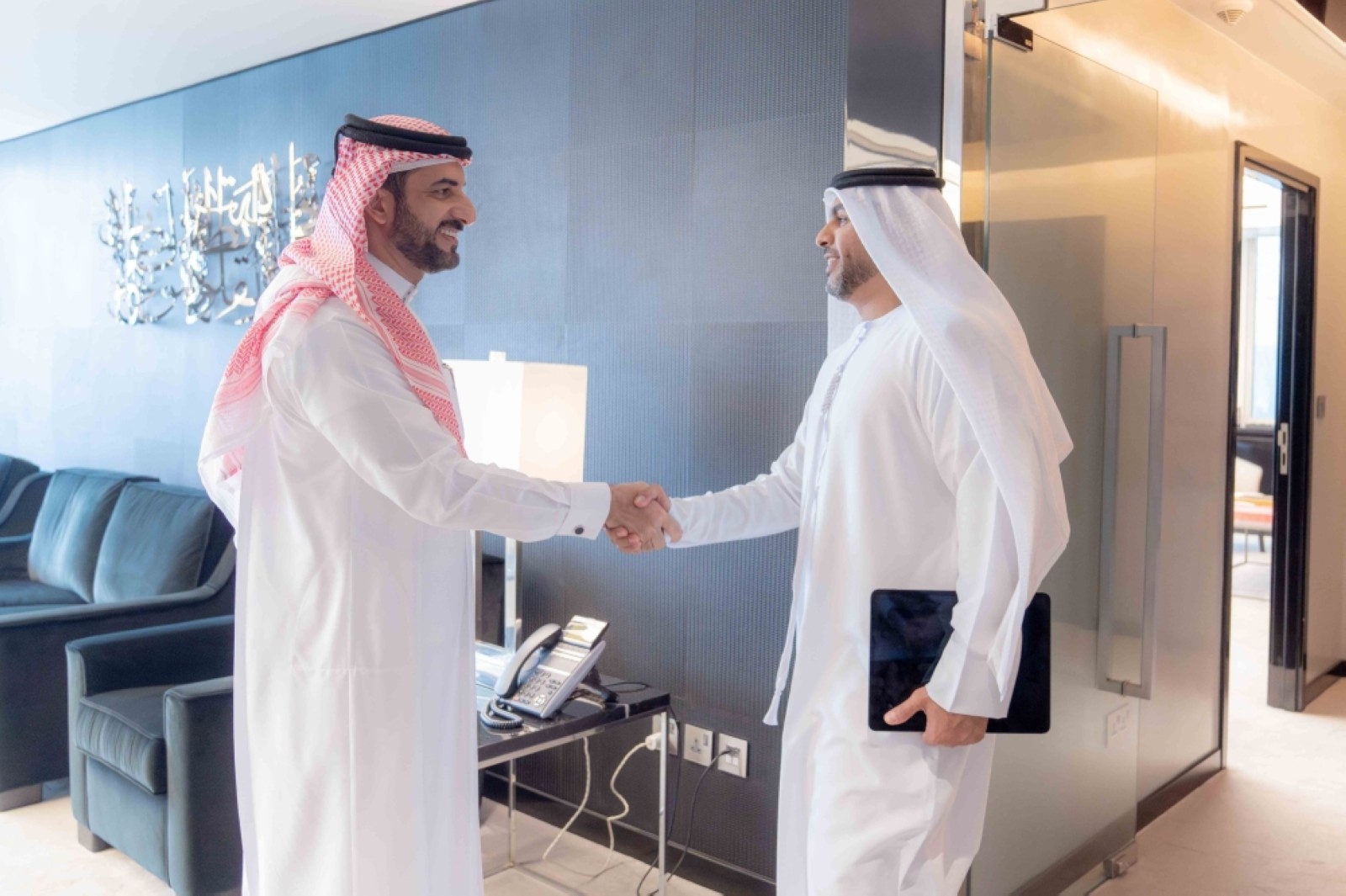 Sultan Bin Ahmed commends Minister of Justice’s services