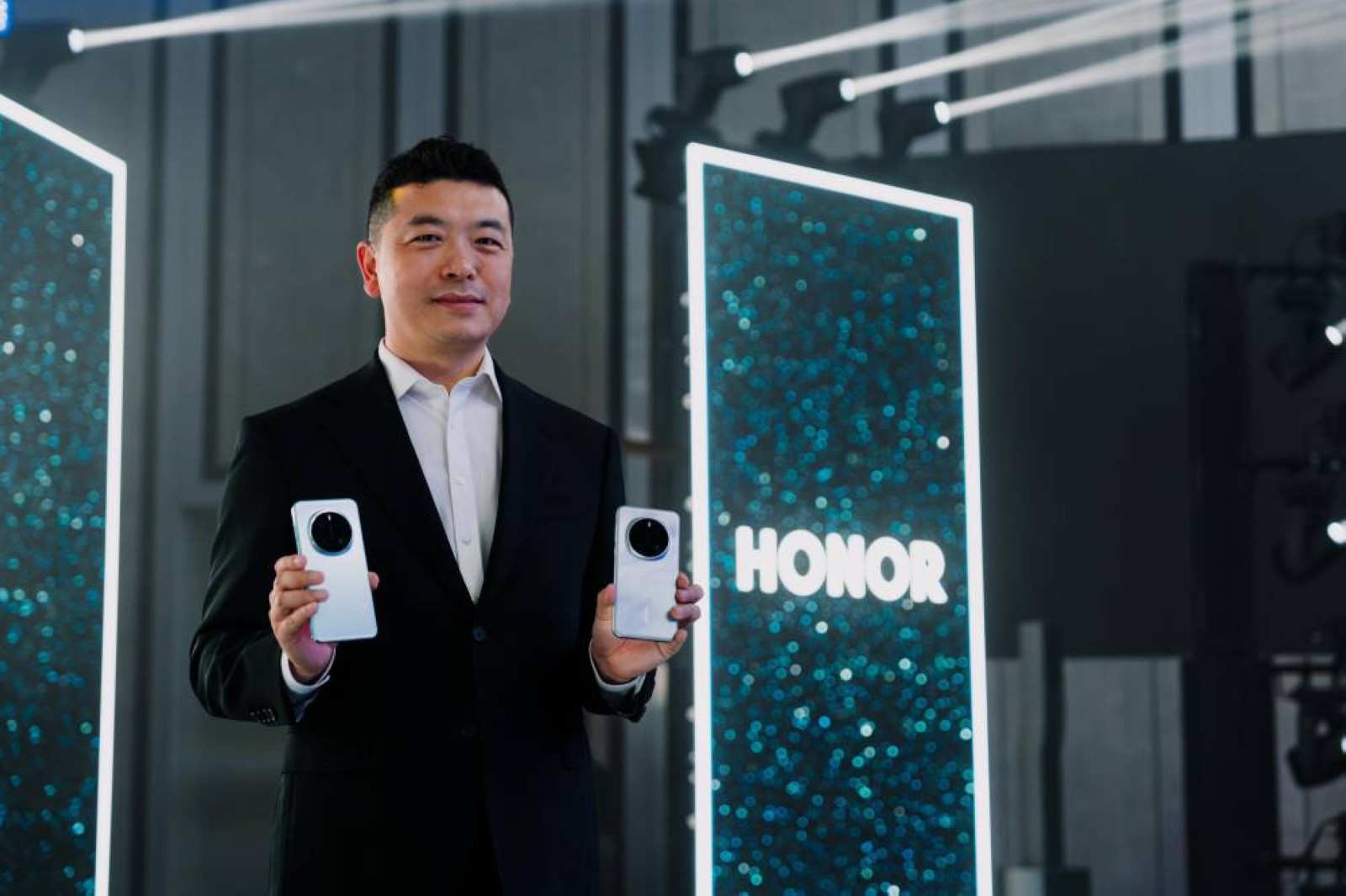 HONOR Magic7 Pro makes its MEA debut: A new era of AI-Powered camera and performance excellence