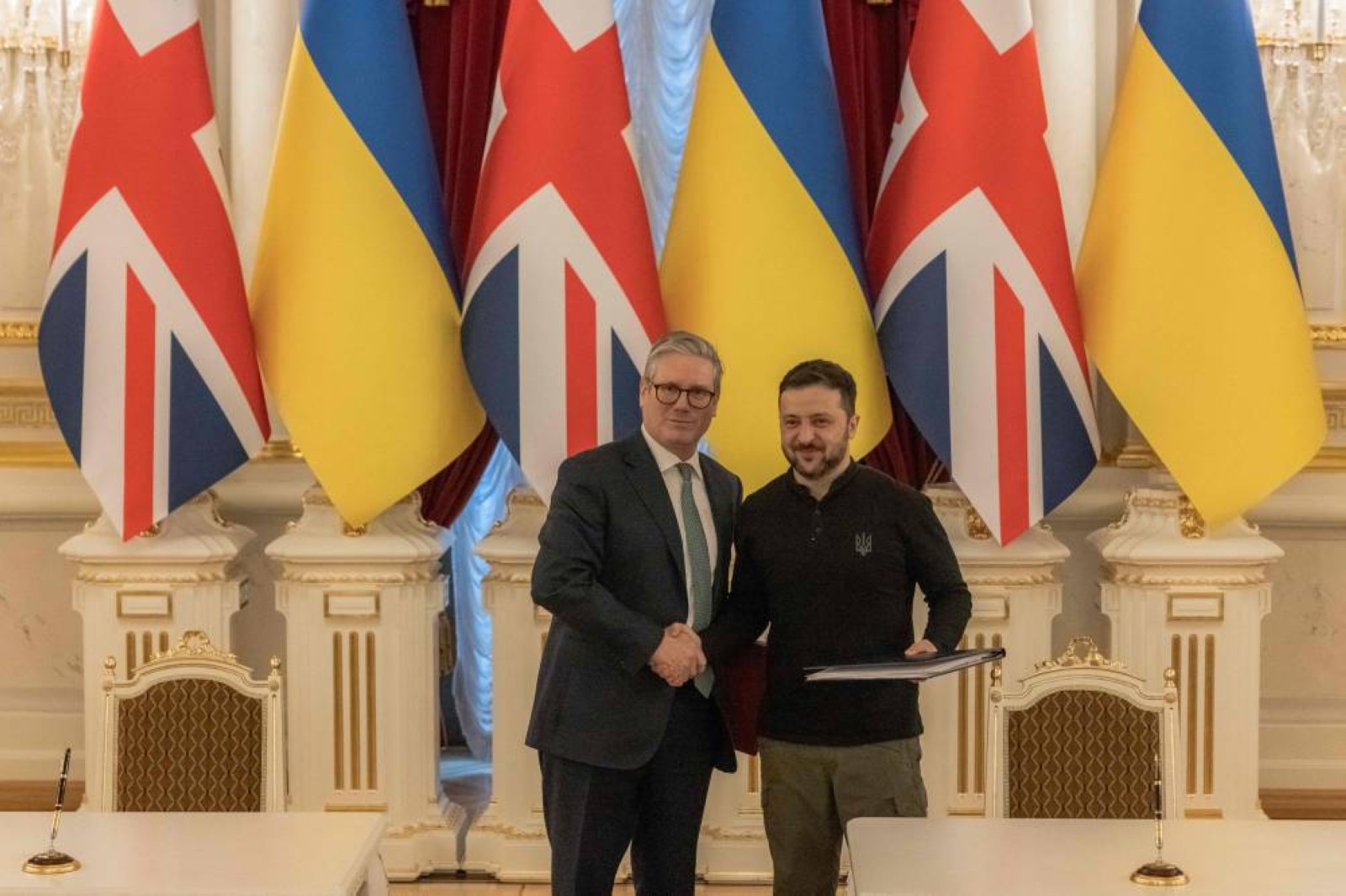 UK PM signs '100-year partnership' agreement with Ukraine