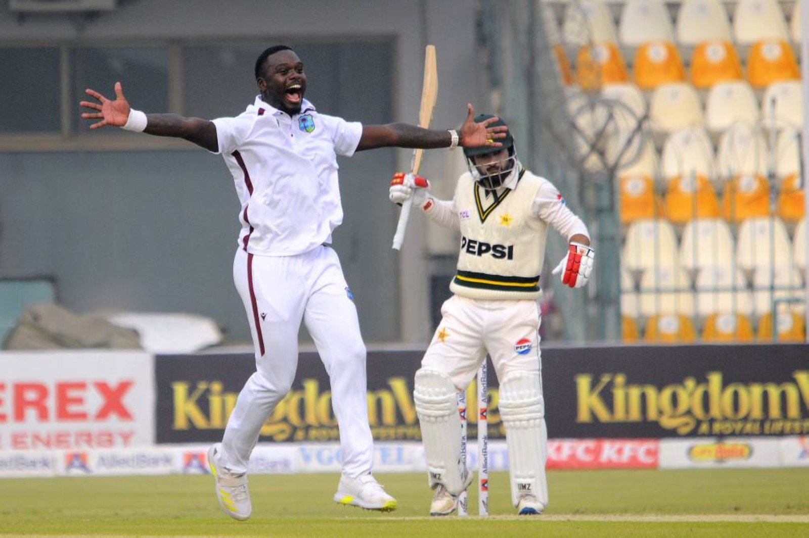 Jayden Seales leaves Pakistan struggling at 86-4 in weather-hit first Test