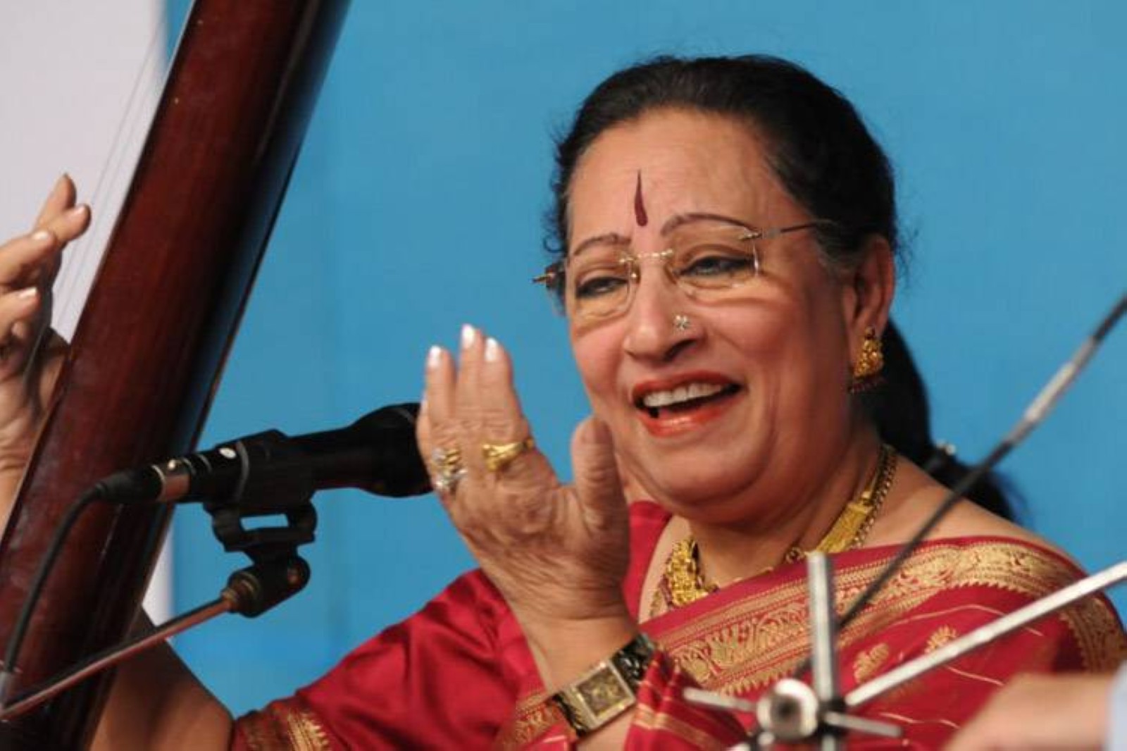 ‘The Tribute’ by Shaikh Aziz pays homage to South Asian achievers