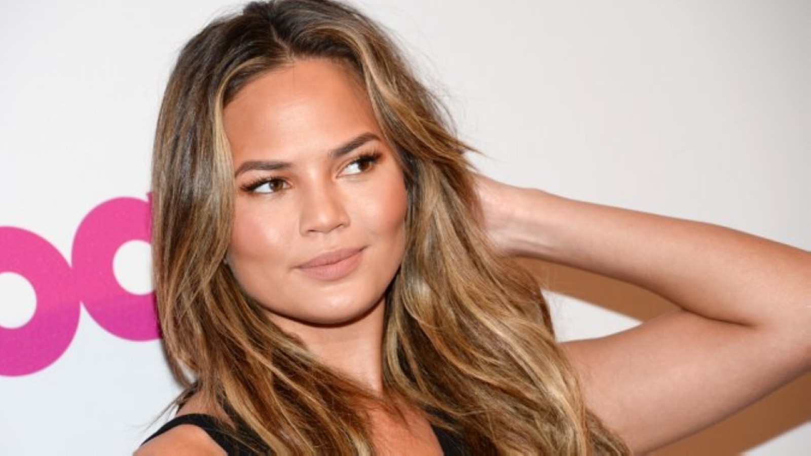 Model Chrissy Teigen says about social media break