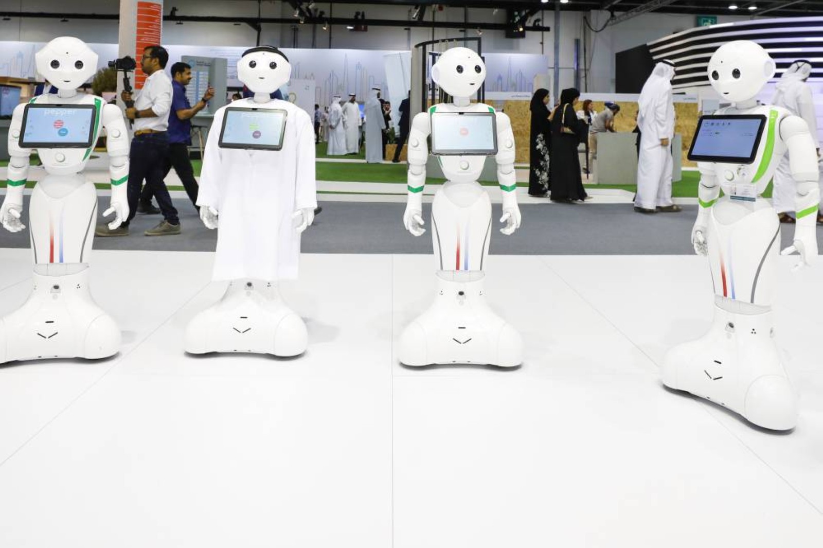 DEWA's AI-powered robot Rammas answers over 10.6m enquiries