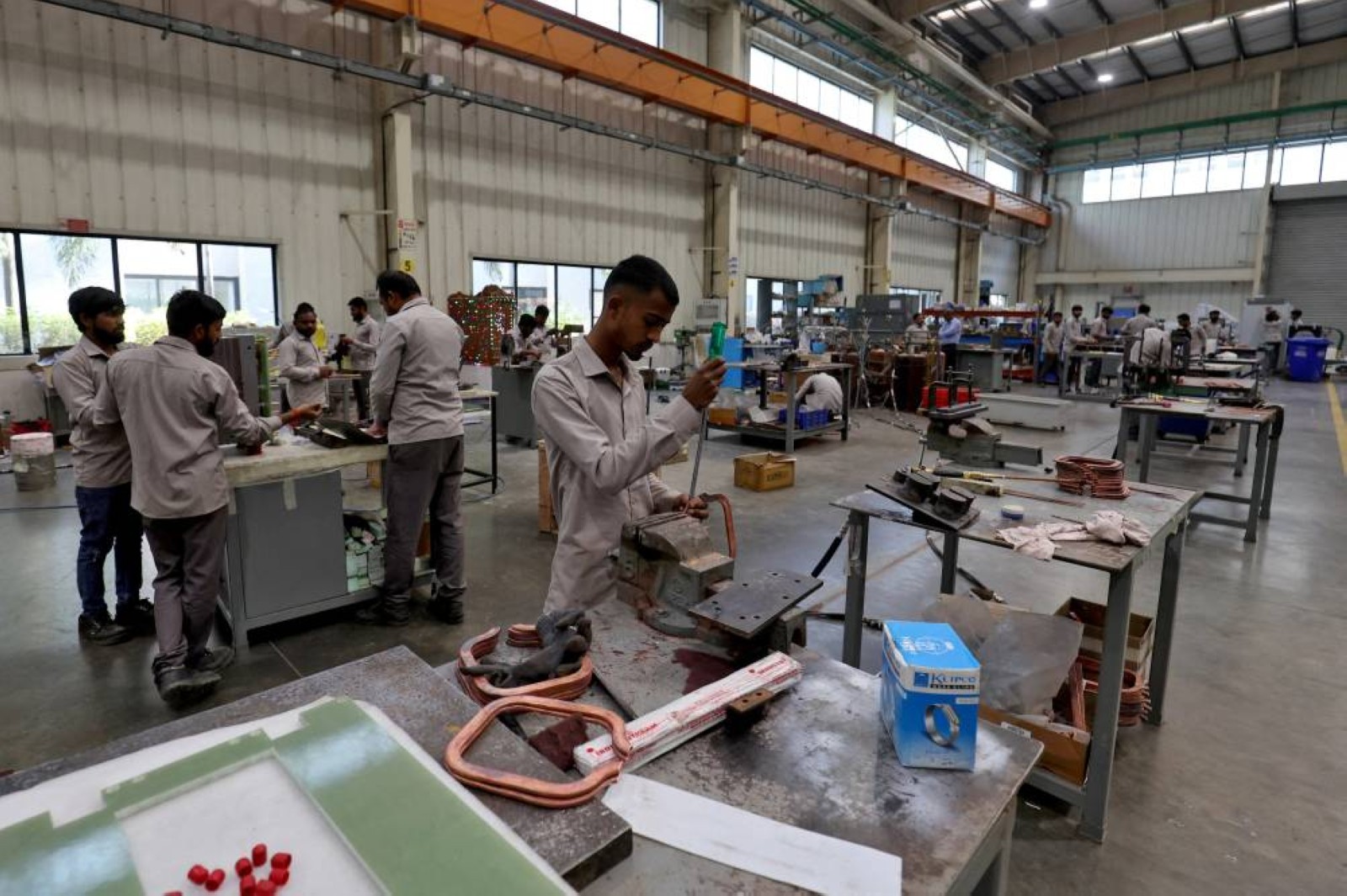 India’s industrial and logistics space take-up surpasses 39m sqft in 2024