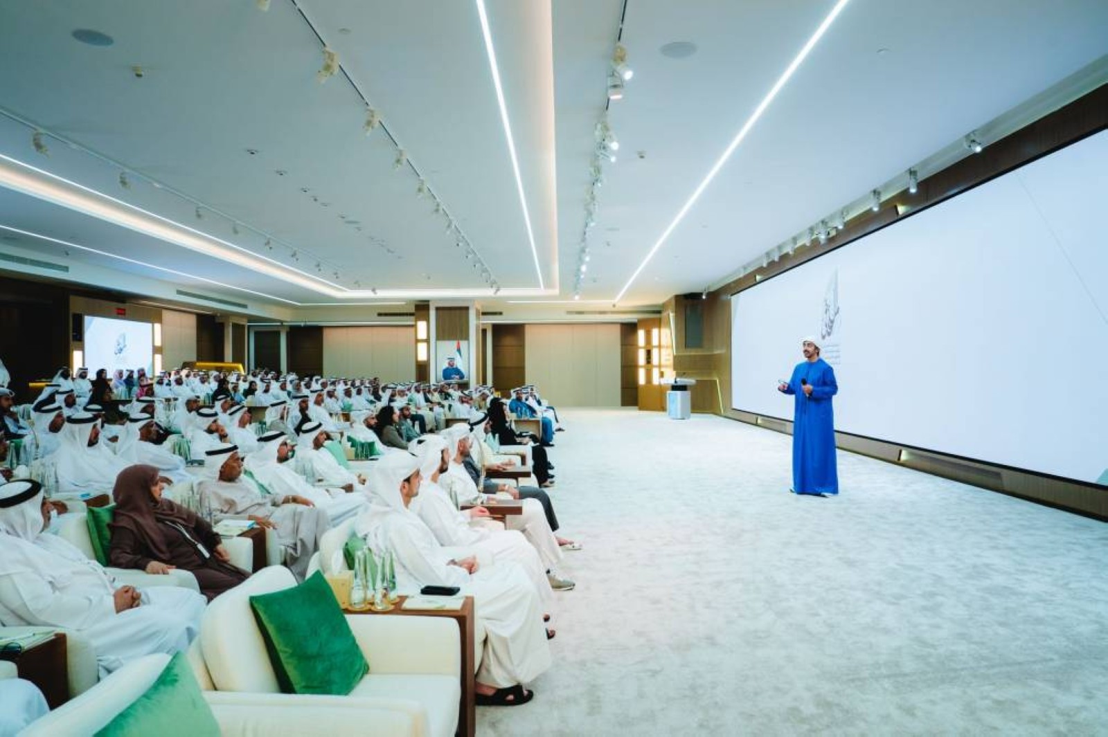 President confers First Class Order of Zayed II on 10 UAE ambassadors