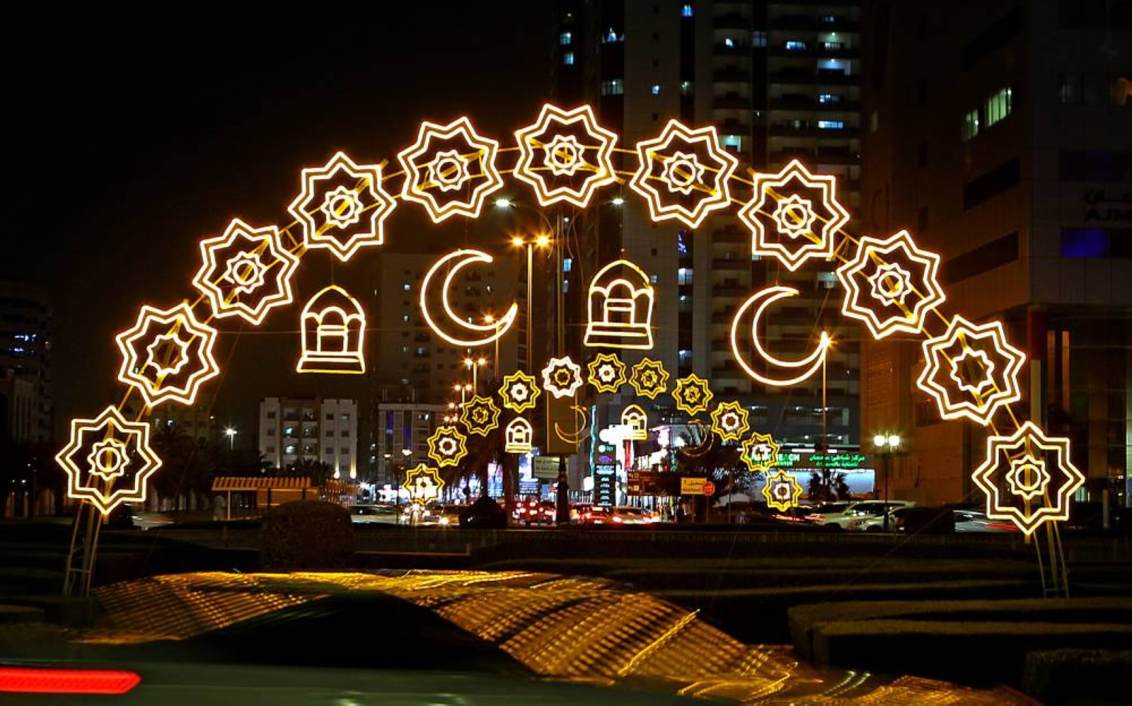Sharjah sets Dhs500 permit fee to display food outside shops during daytime in Ramadan