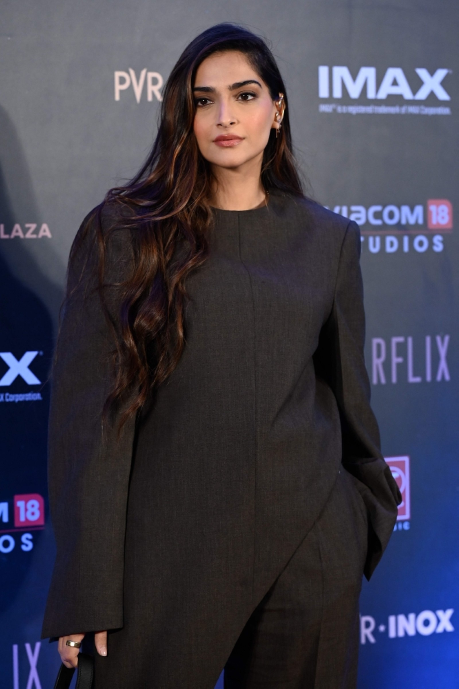 Fashionista Sonam Kapoor gushes over Shanaya’s adorable childhood video