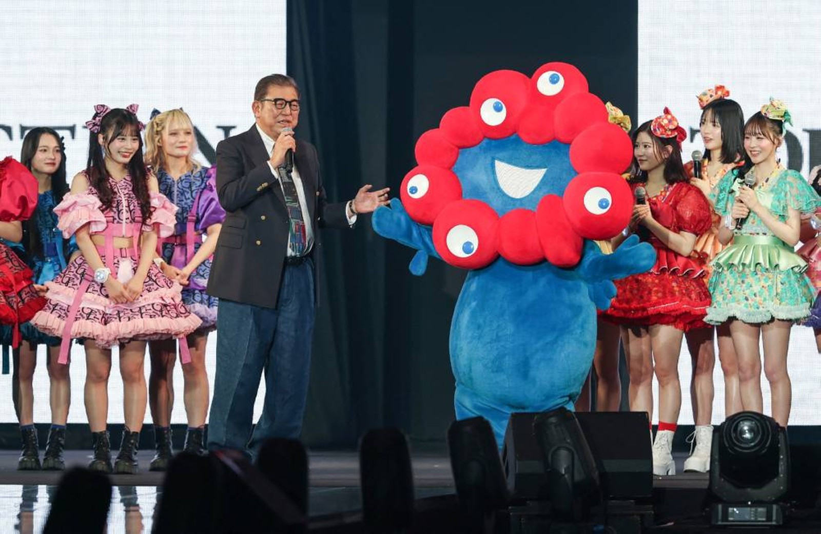 PM Ishiba touts ‘cute, cool’ Japan at fashion show