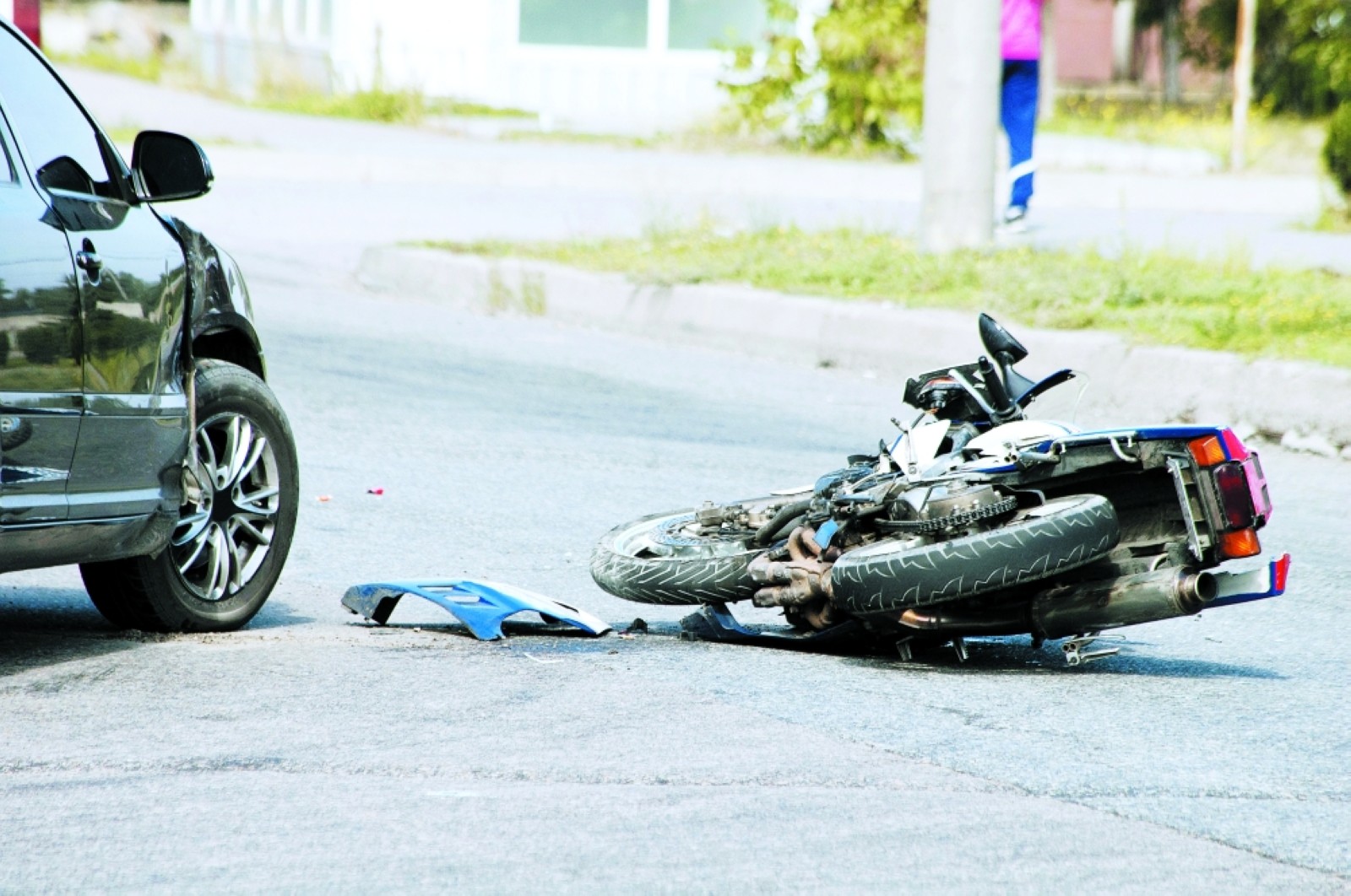 Sudden swerving caused 827 accidents across UAE in 2024, reveals ministry's statistics