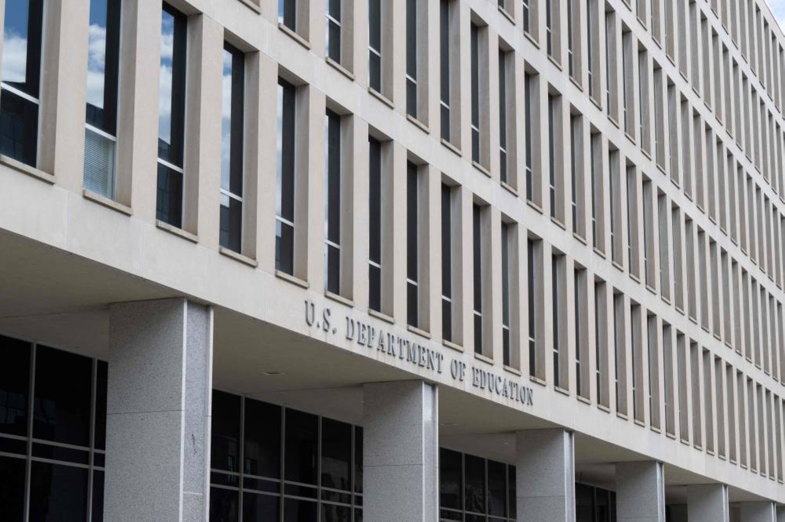 Trump to 'dismantle' US Education Dept as it lays off half its staff
