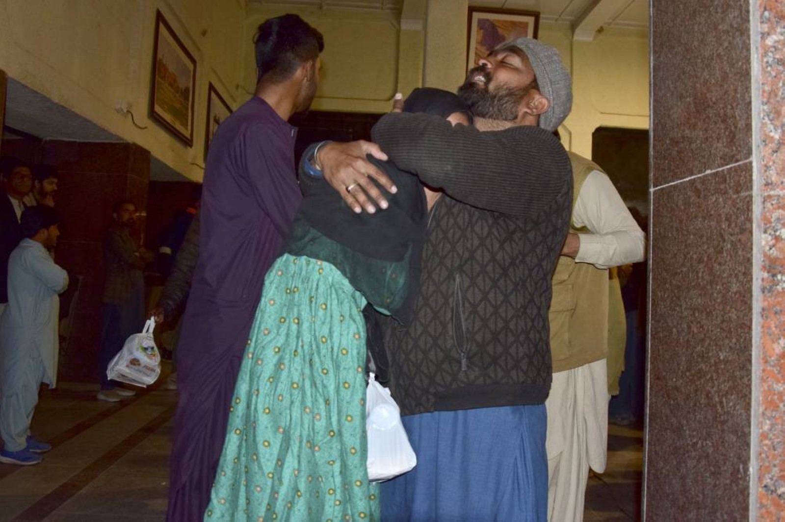Operation against hijacked train complete, 33 separatists killed, says Pakistan army
