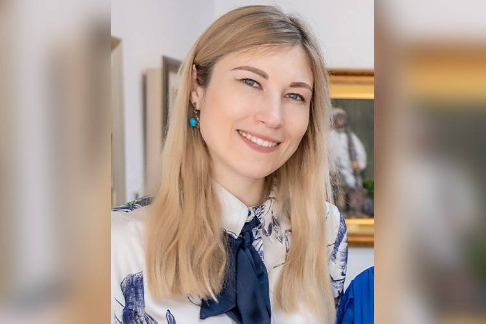 Passion for art, wealth of colour: Yuliya Solomennaya’s red and gold canvases