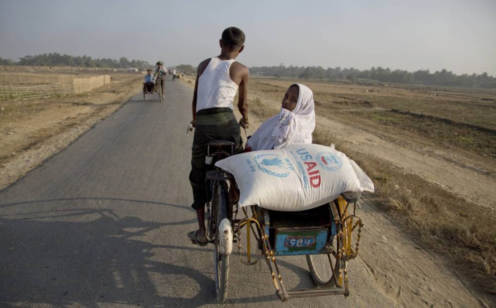 UN chief vows to 'speak loud' to avert ration cuts for Rohingya in Bangladesh