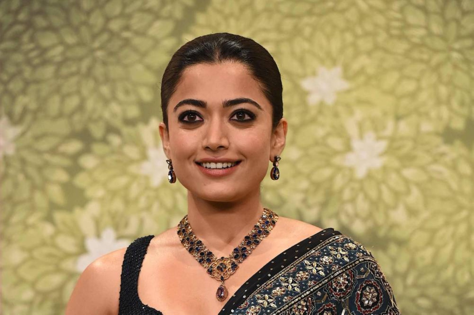 Rashmika urges fans to be 'a little more kinder'