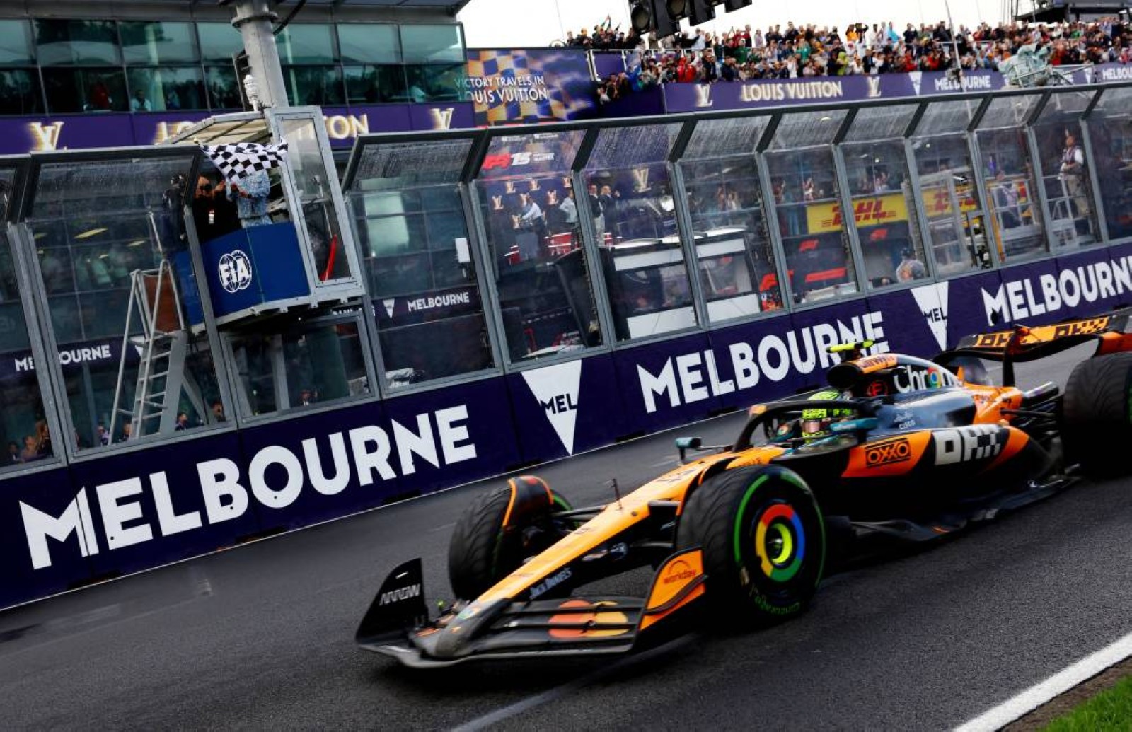 Norris holds off Verstappen to win wild F1 opener in Australia