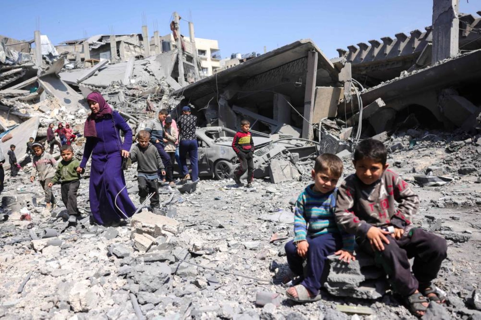 UAE strongly condemns Israeli airstrikes on Gaza Strip