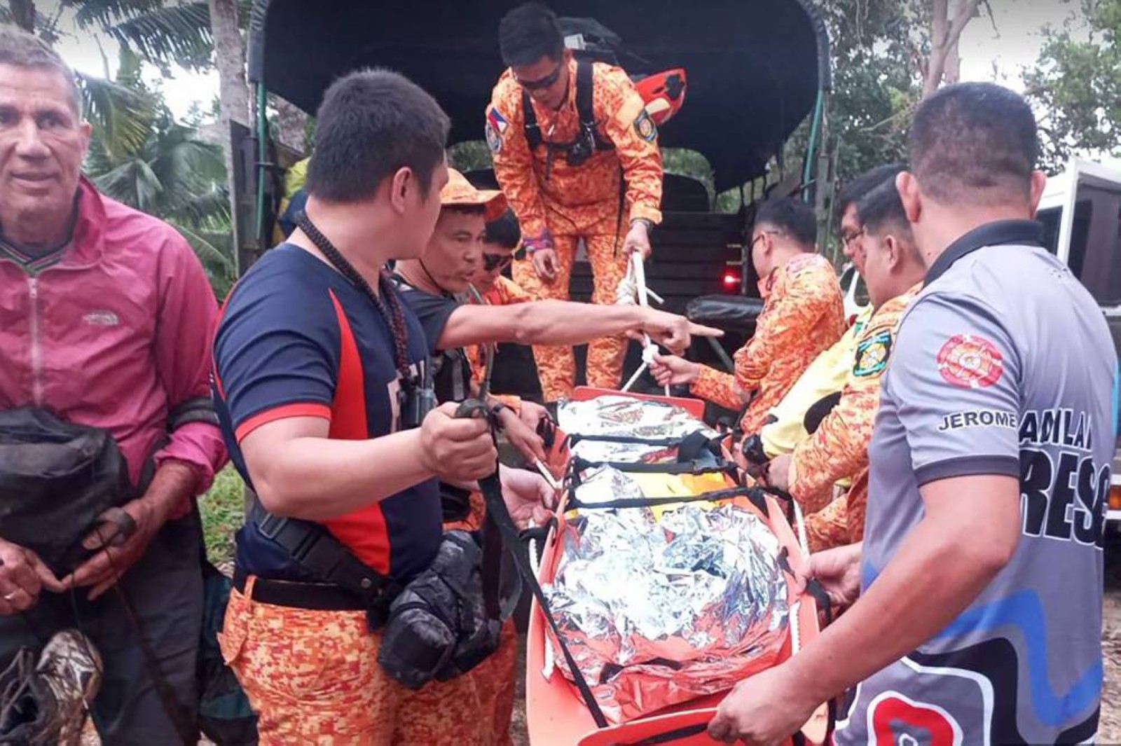 Last of six foreign hikers missing in Philippines rescued