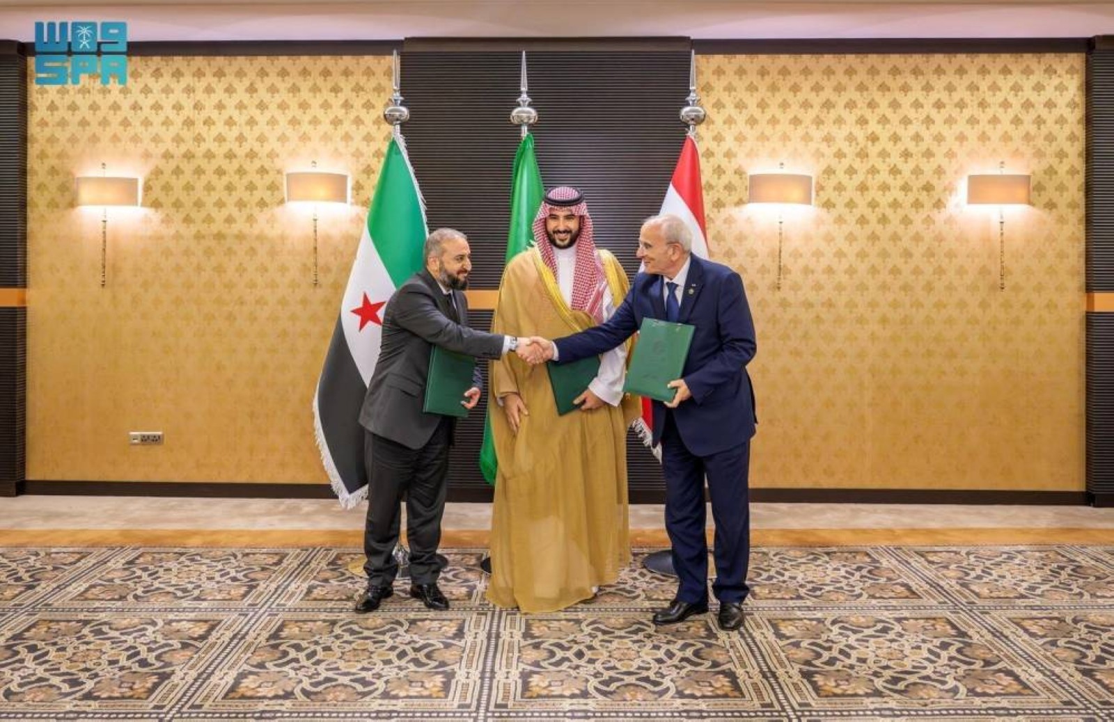 Syria, Lebanon sign agreement on border issue