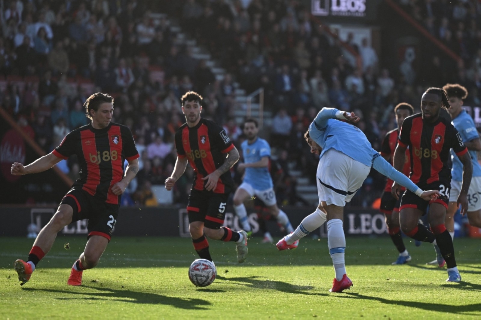 Marmoush fires City into FA Cup semis after Haaland limps off