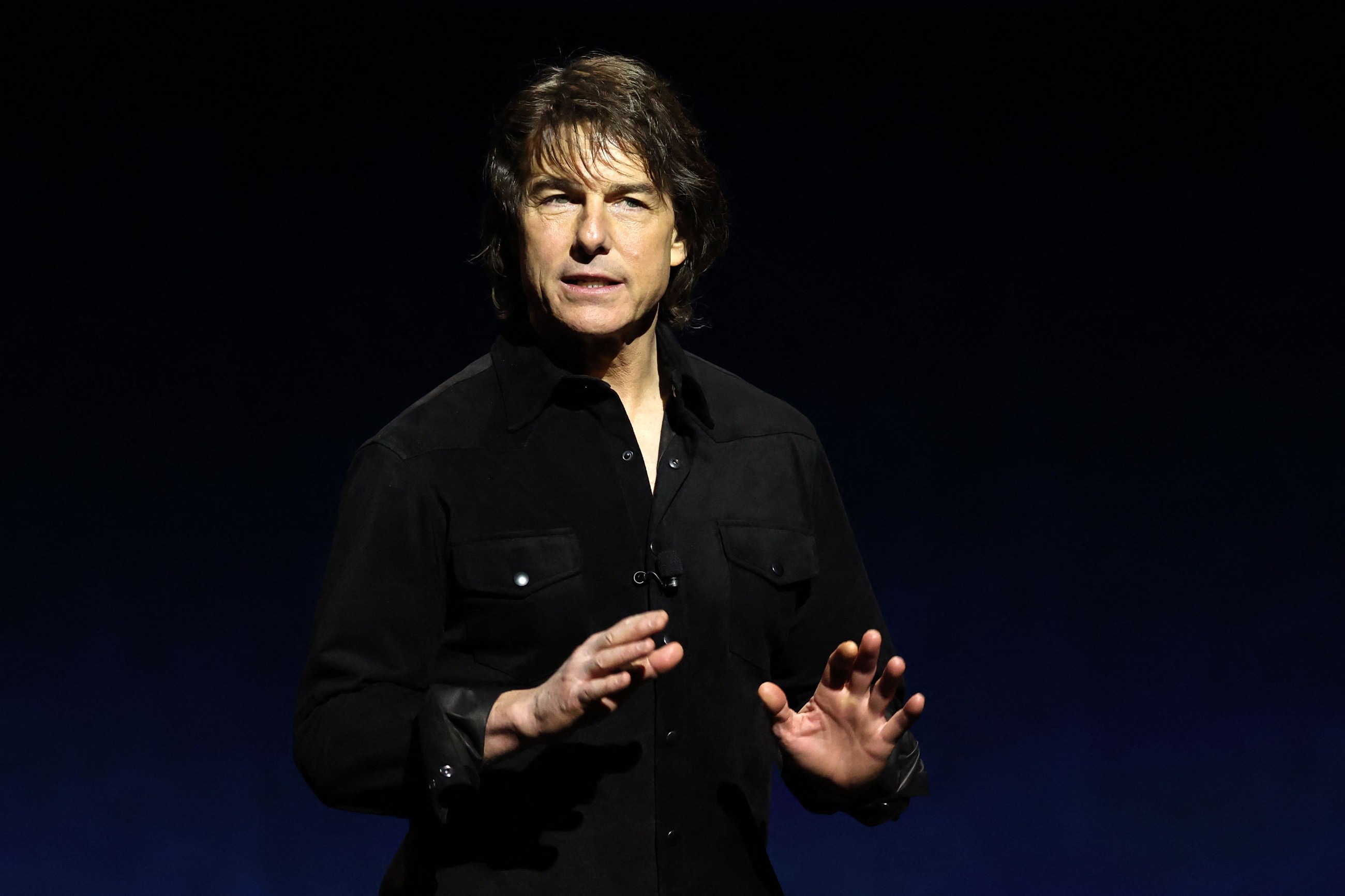 Tom Cruise opens up about his reunion with Val Kilmer