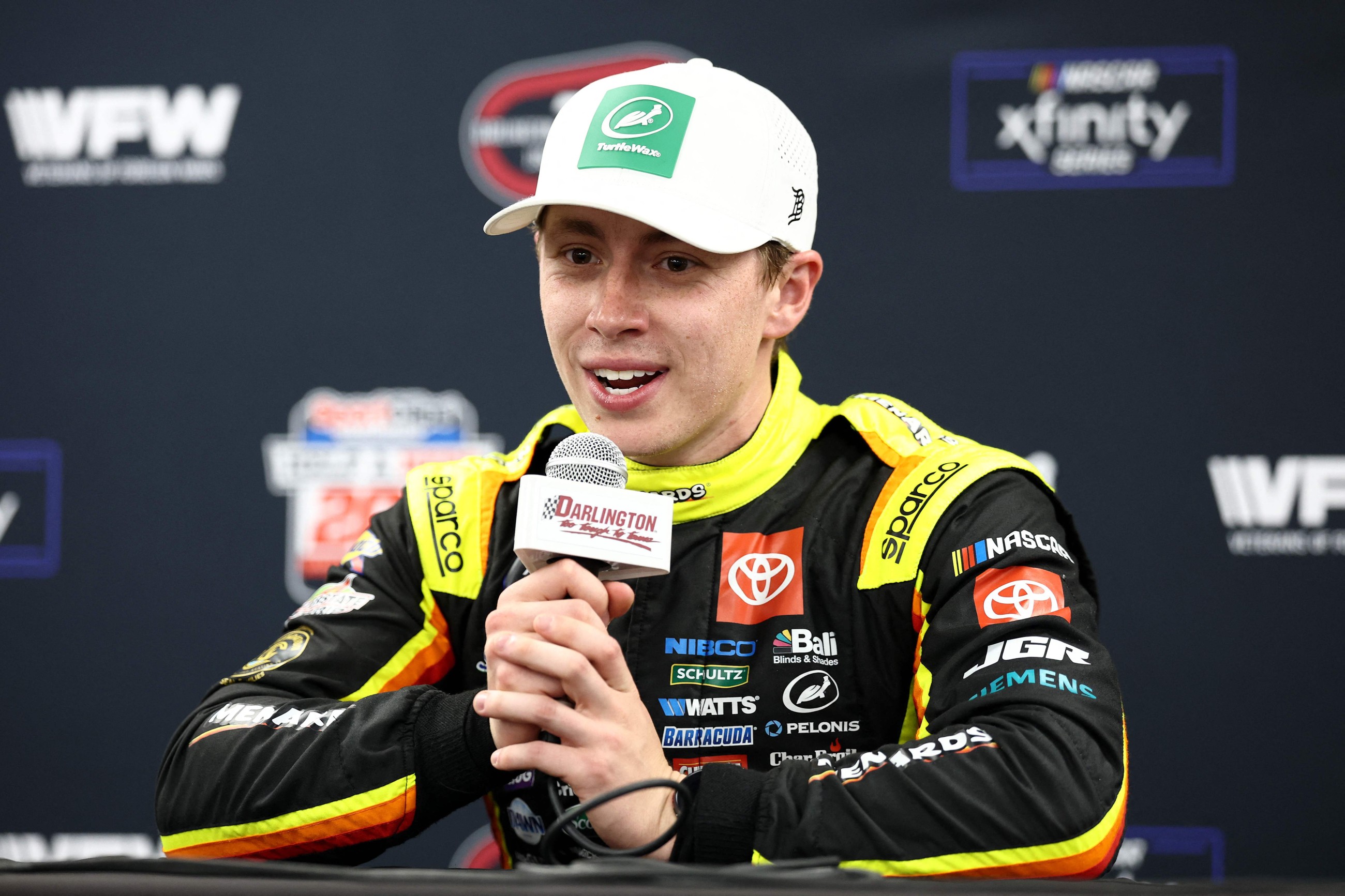 Brandon Jones ends long victory drought at Darlington