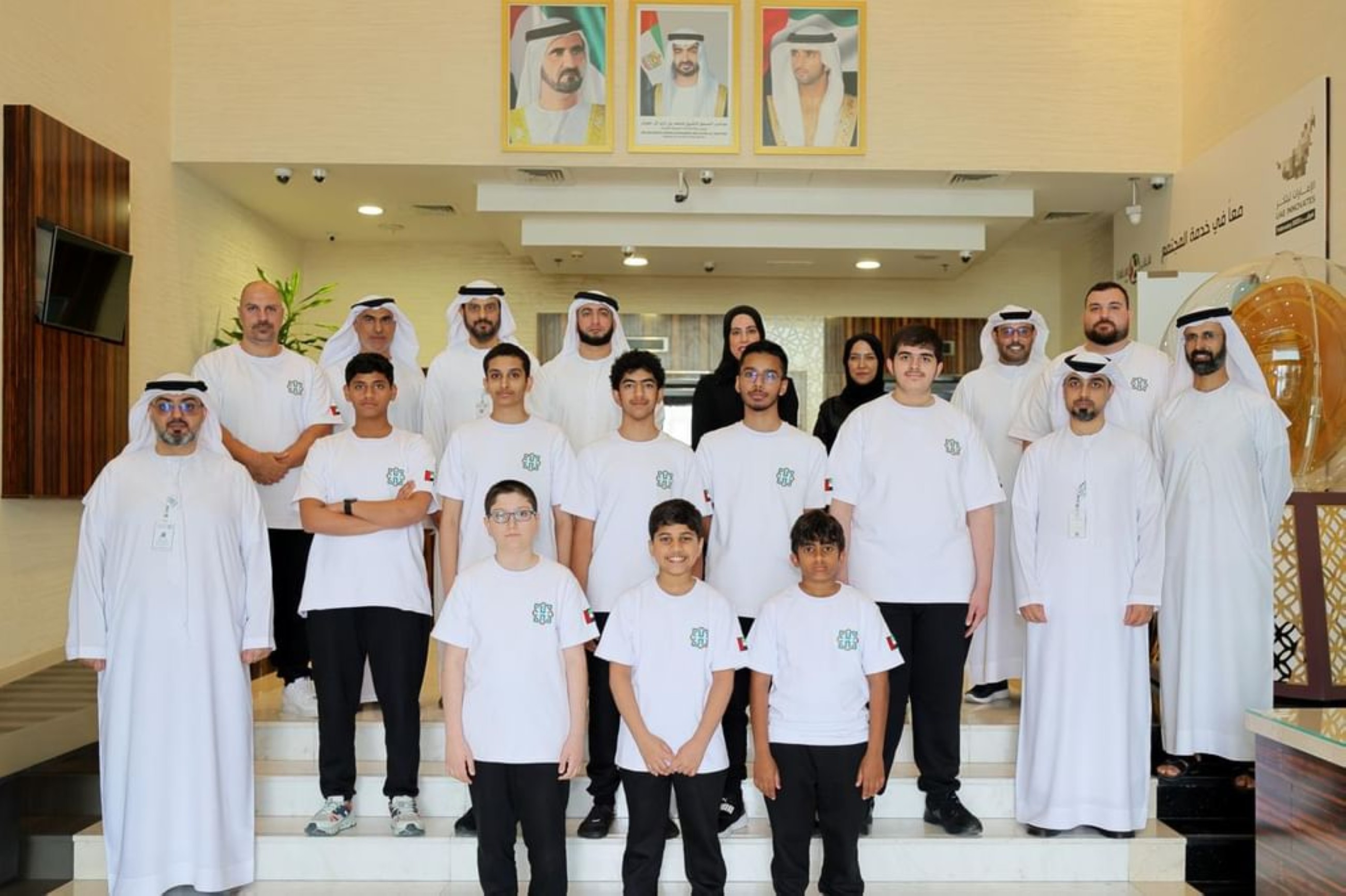 Rashid Bin Hamdan meets student team ahead of US finals