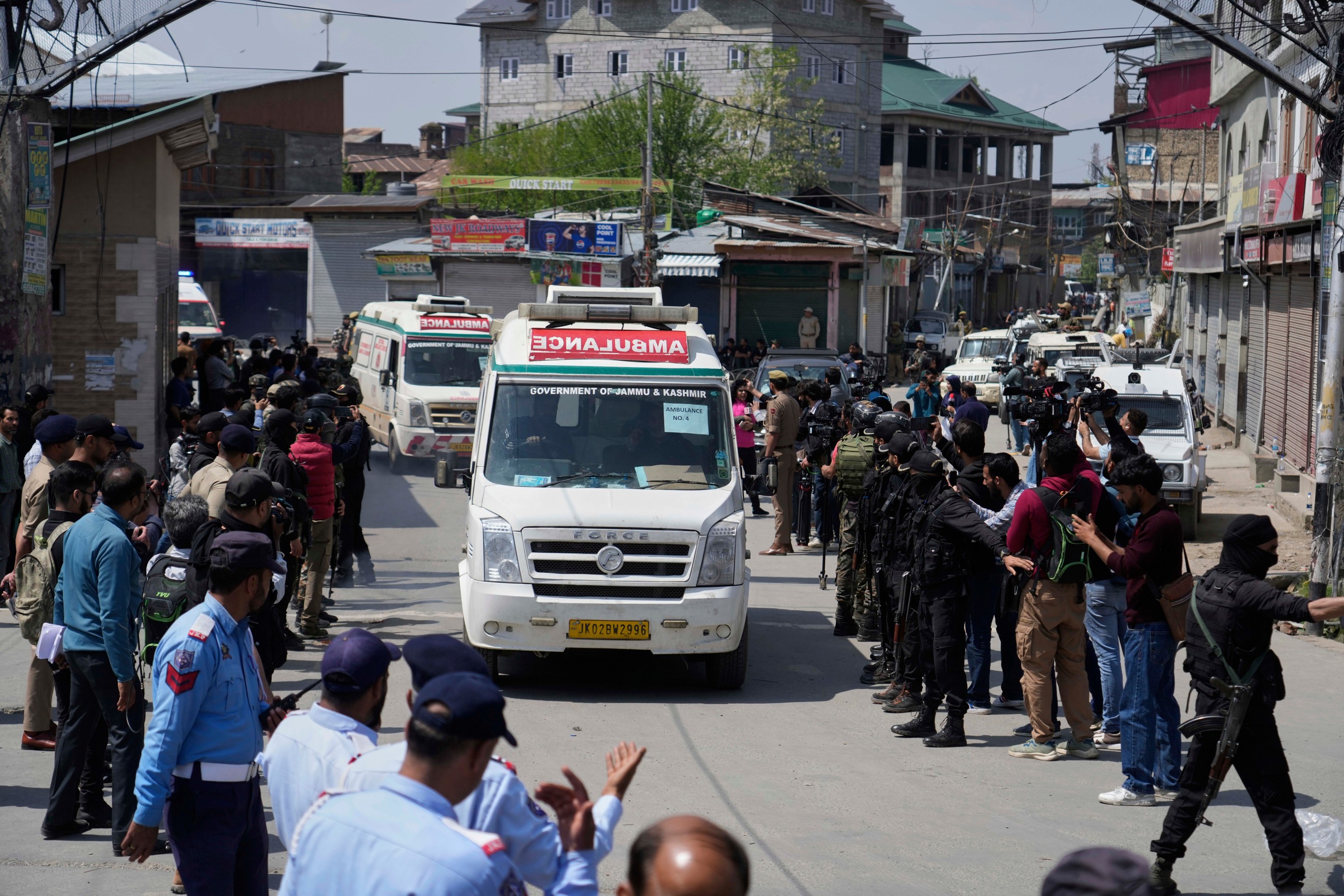India hunts gunmen who killed 26 in Kashmir tourist hotspot