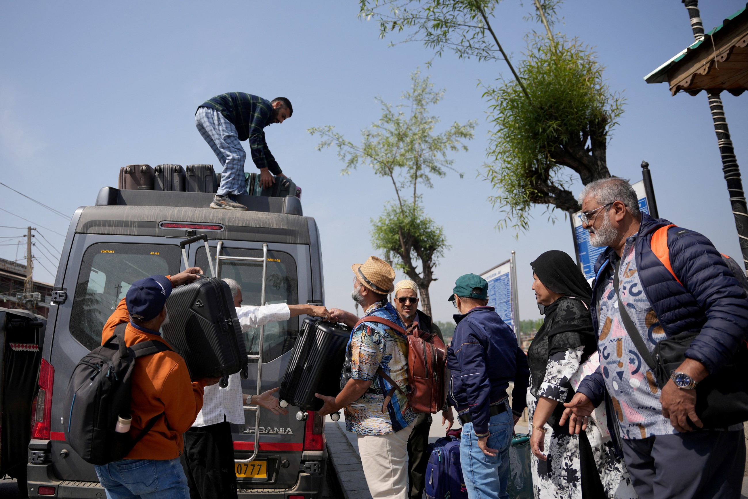 India hunts gunmen who killed 26 in Kashmir tourist hotspot
