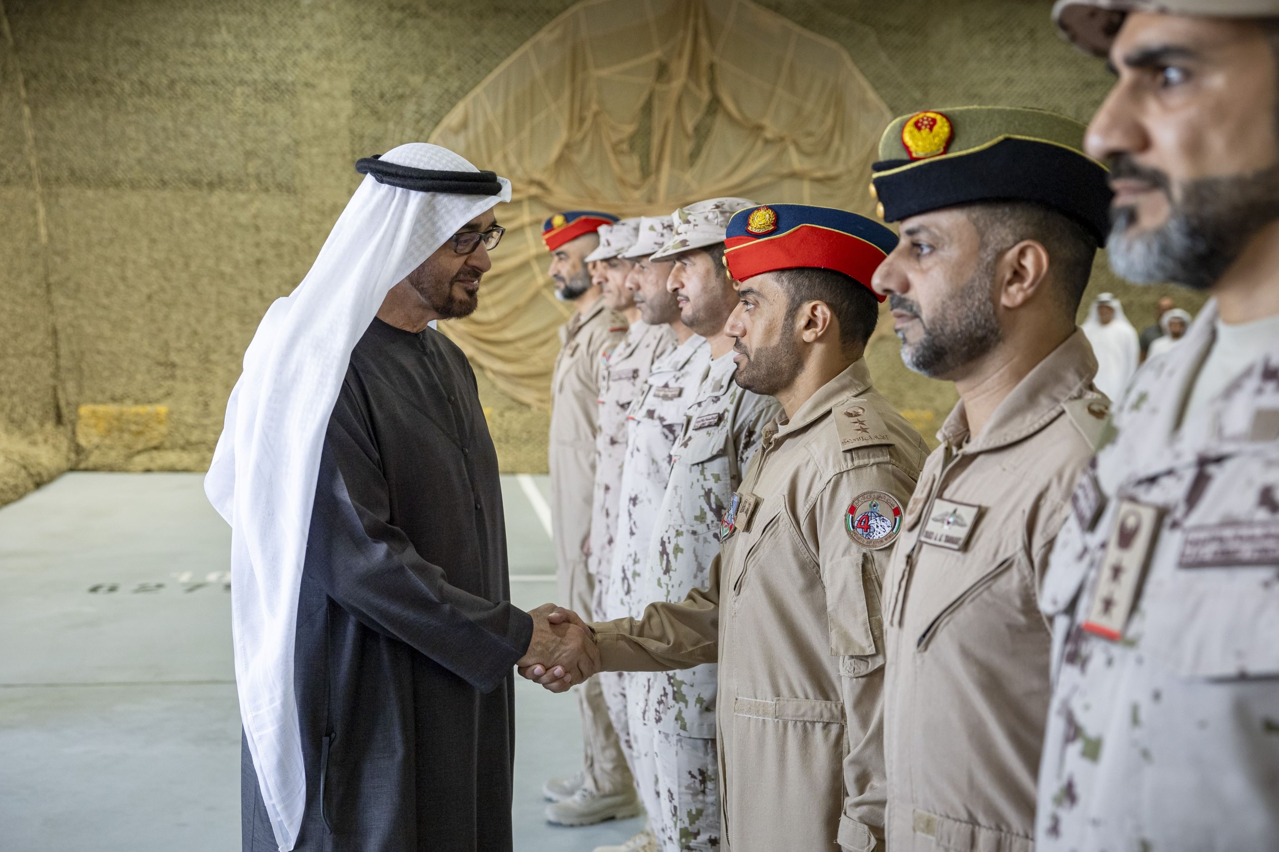 UAE President visits Khalifa Bin Zayed II Airborne Brigade Command