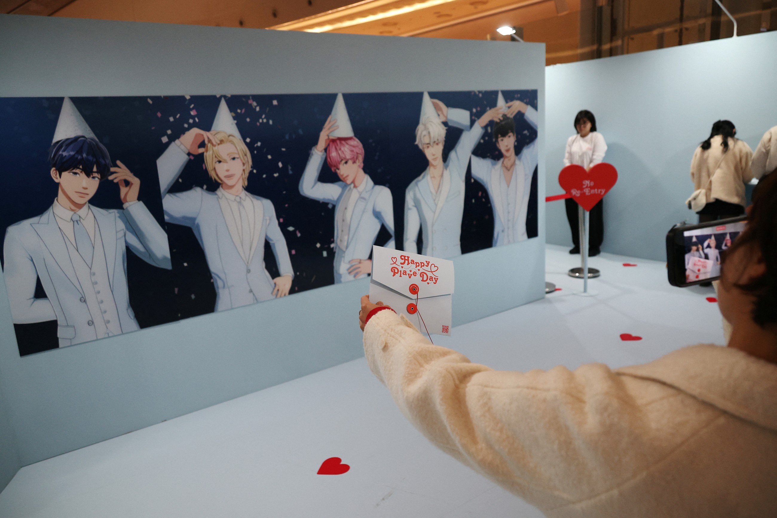 Virtual band PLAVE mixes K-pop and technology to charm fans