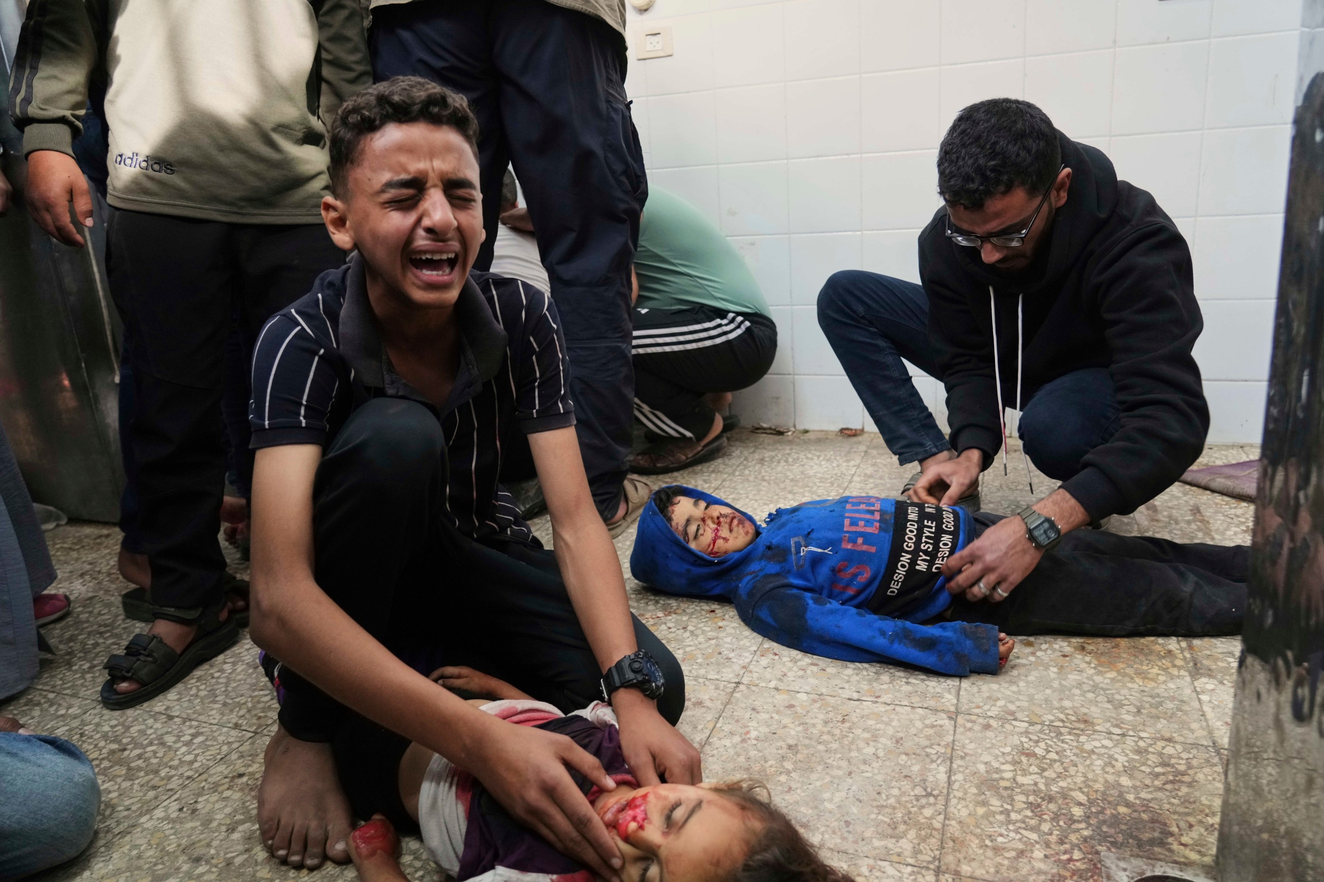 Israeli strikes kill at least 29 more Palestinians in Gaza