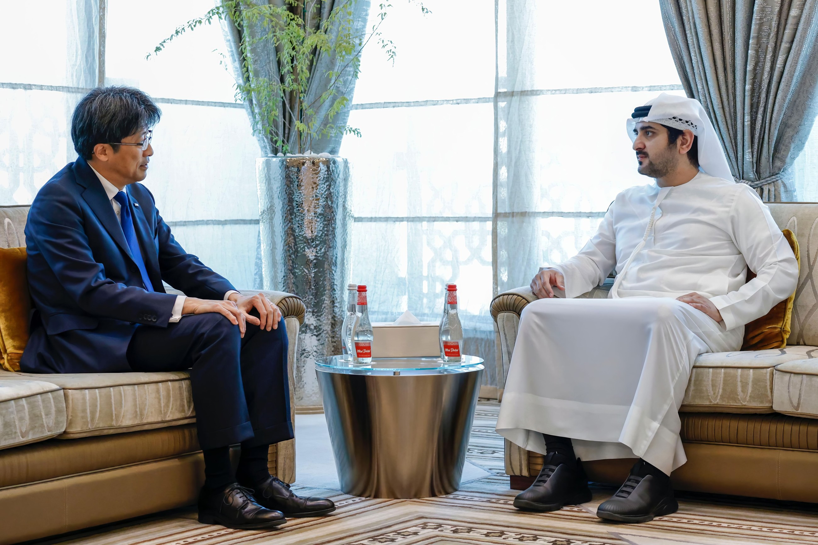 UAE deepening ties with global financial institutions: Maktoum