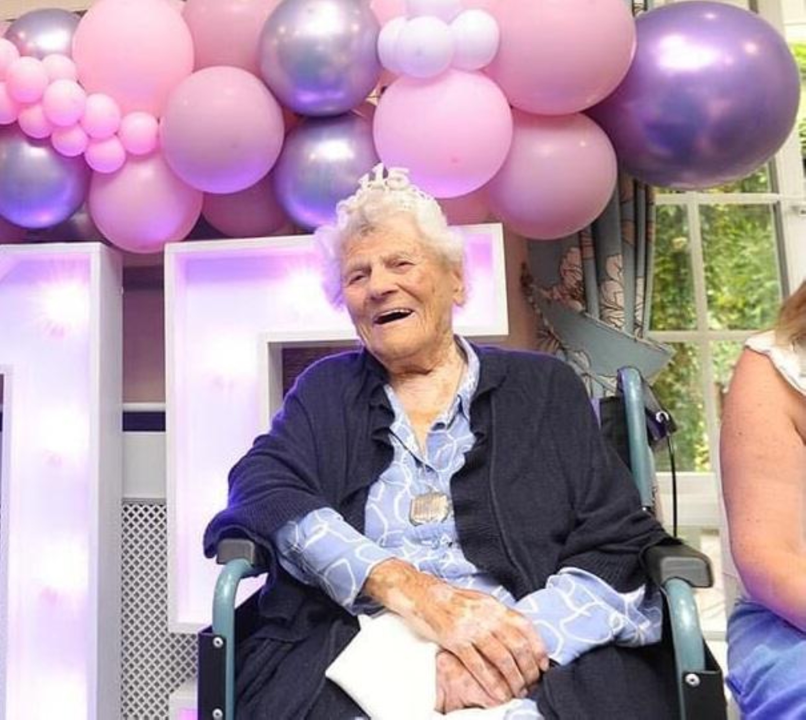 115-year-old British woman, now the world's oldest, gives her recipe to long life