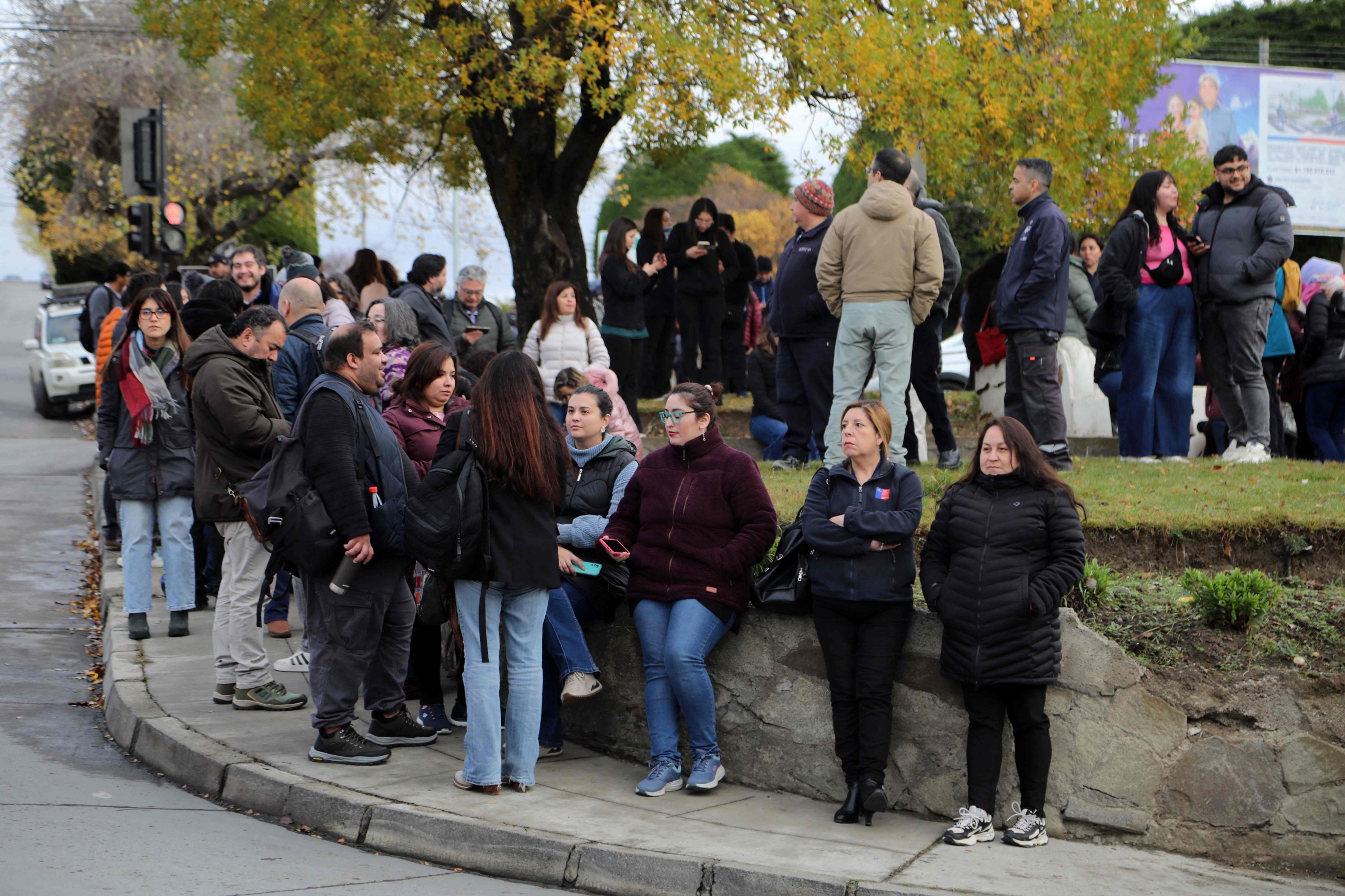 Chile, Argentina order evacuations over post-quake tsunami threat