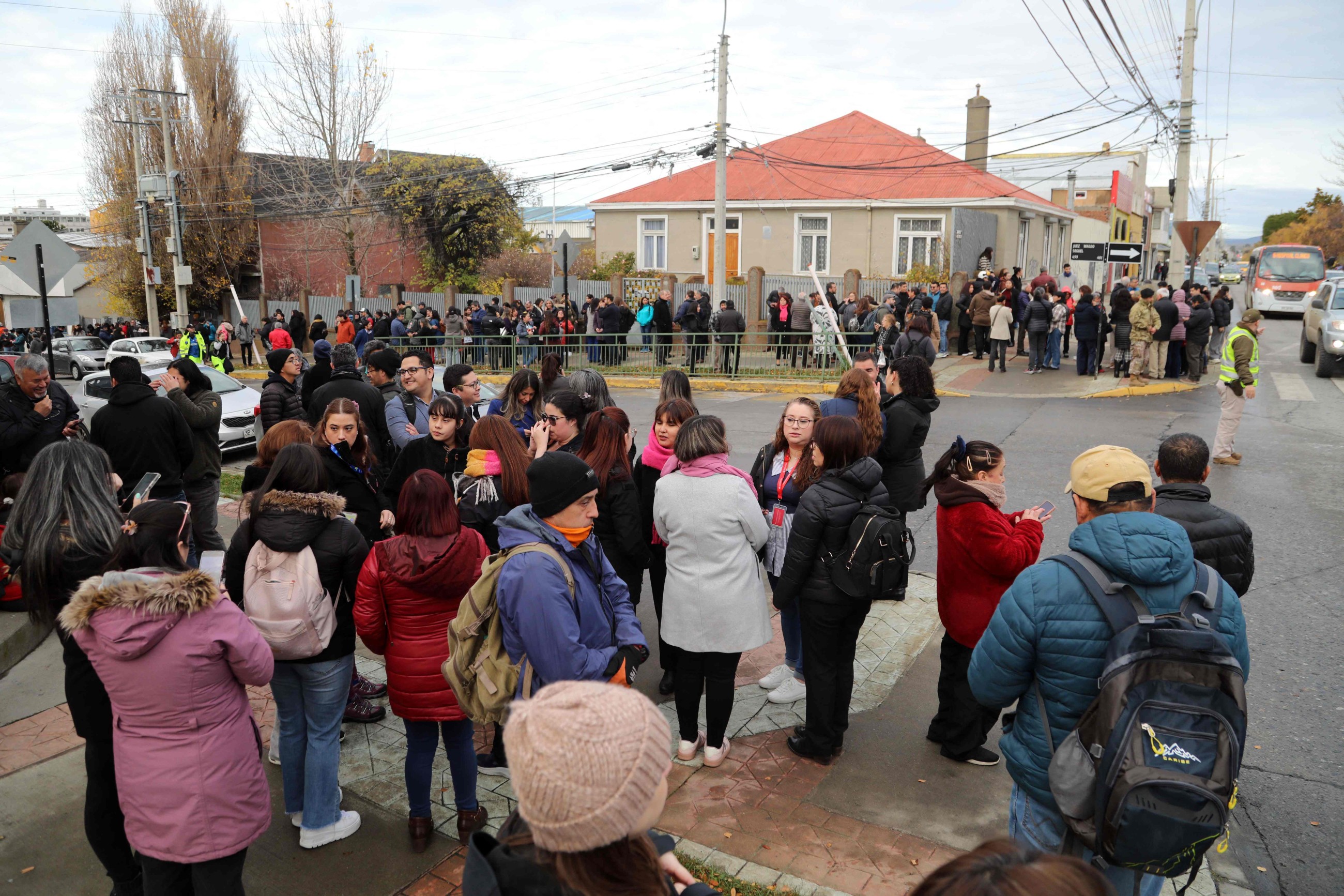 Chile, Argentina order evacuations over post-quake tsunami threat