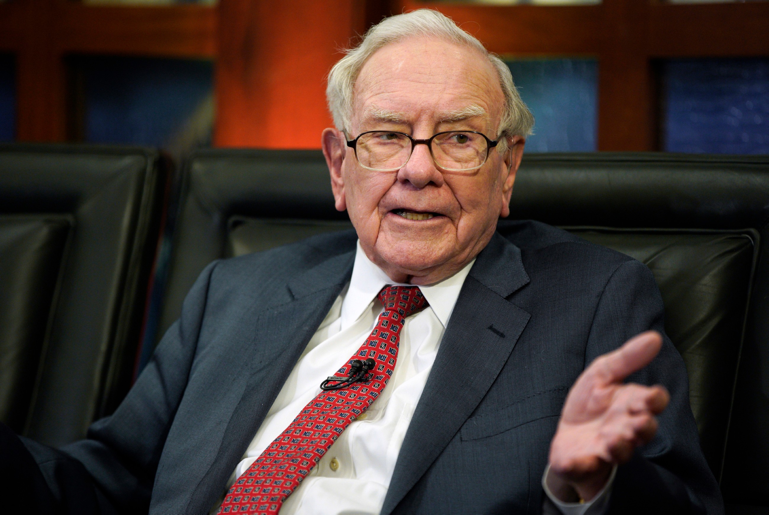 Warren Buffett shocks shareholders by announcing intention to retire at the end of the year