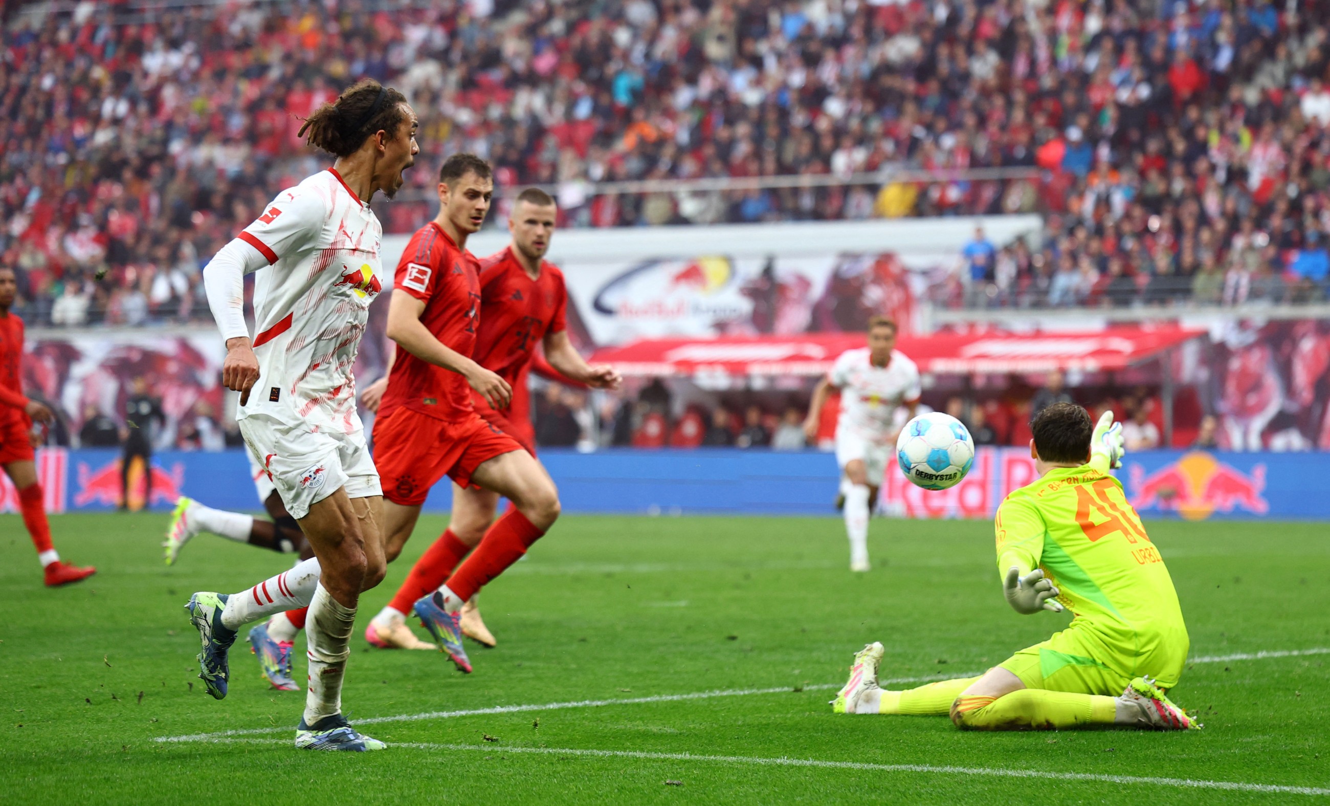 Leipzig put Bayern title party on ice as Werder hold Union